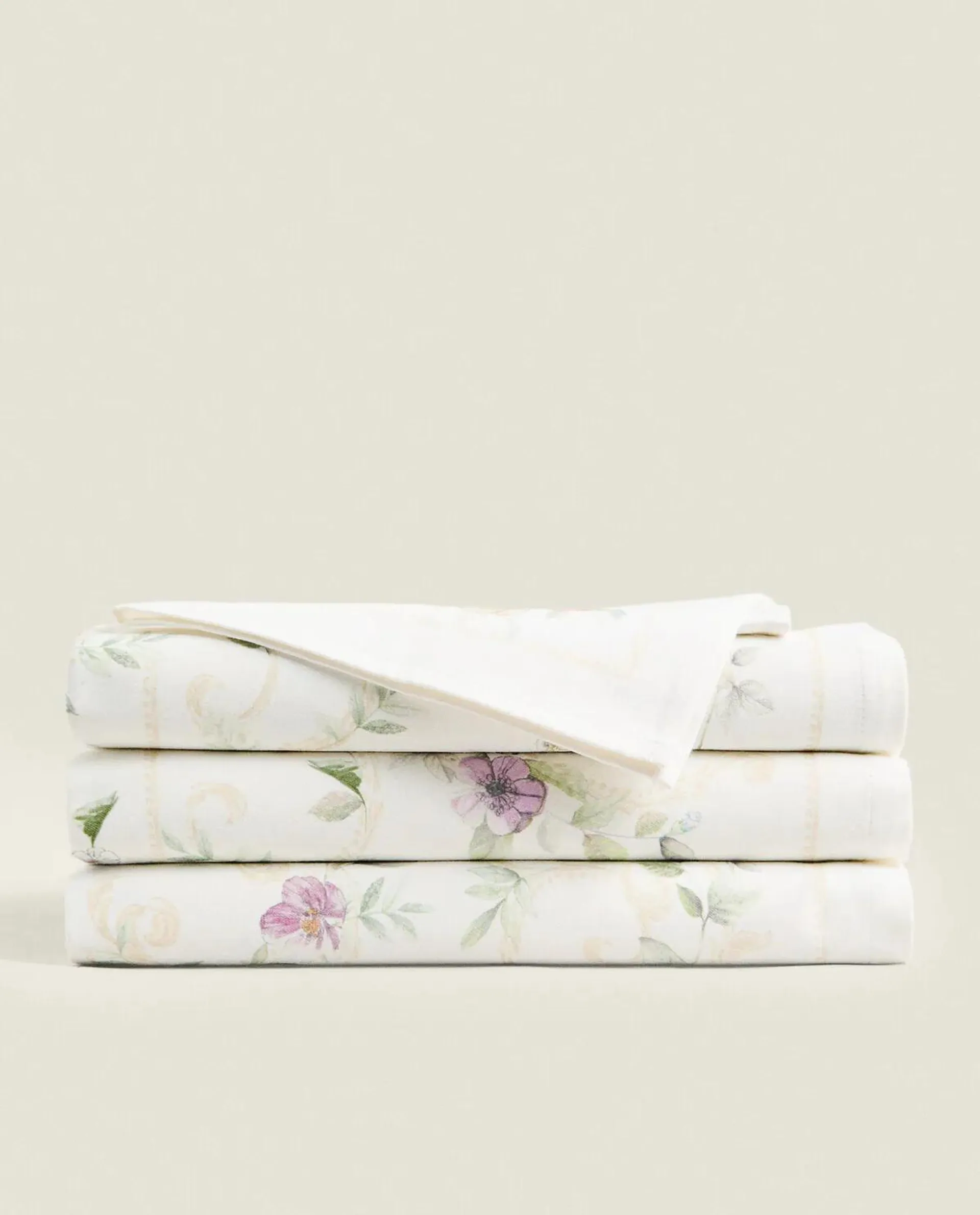 FLORAL PRINT SATEEN TABLECLOTH