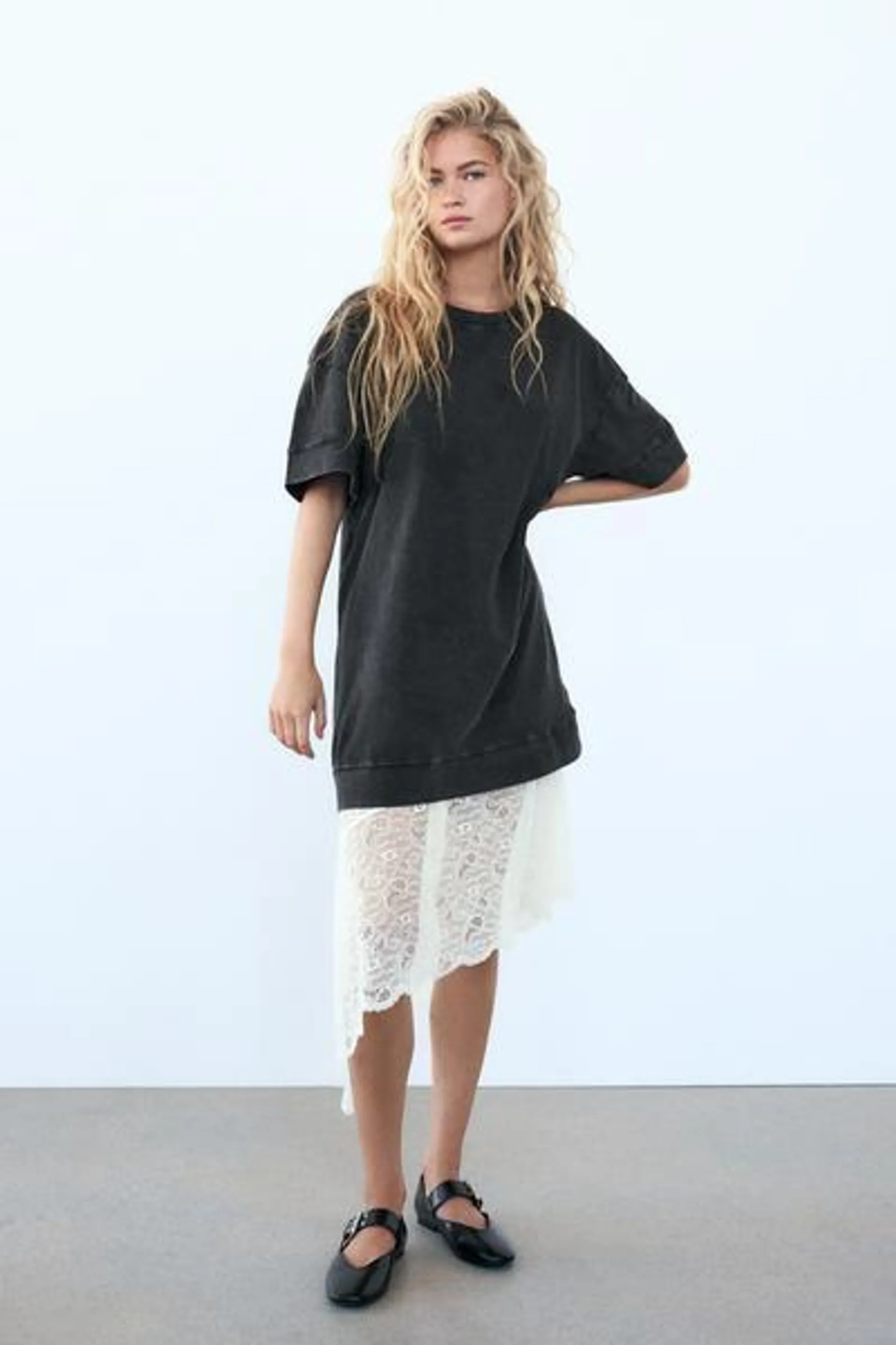 VESTIDO MINI OVERSIZE EFECTO LAVADO