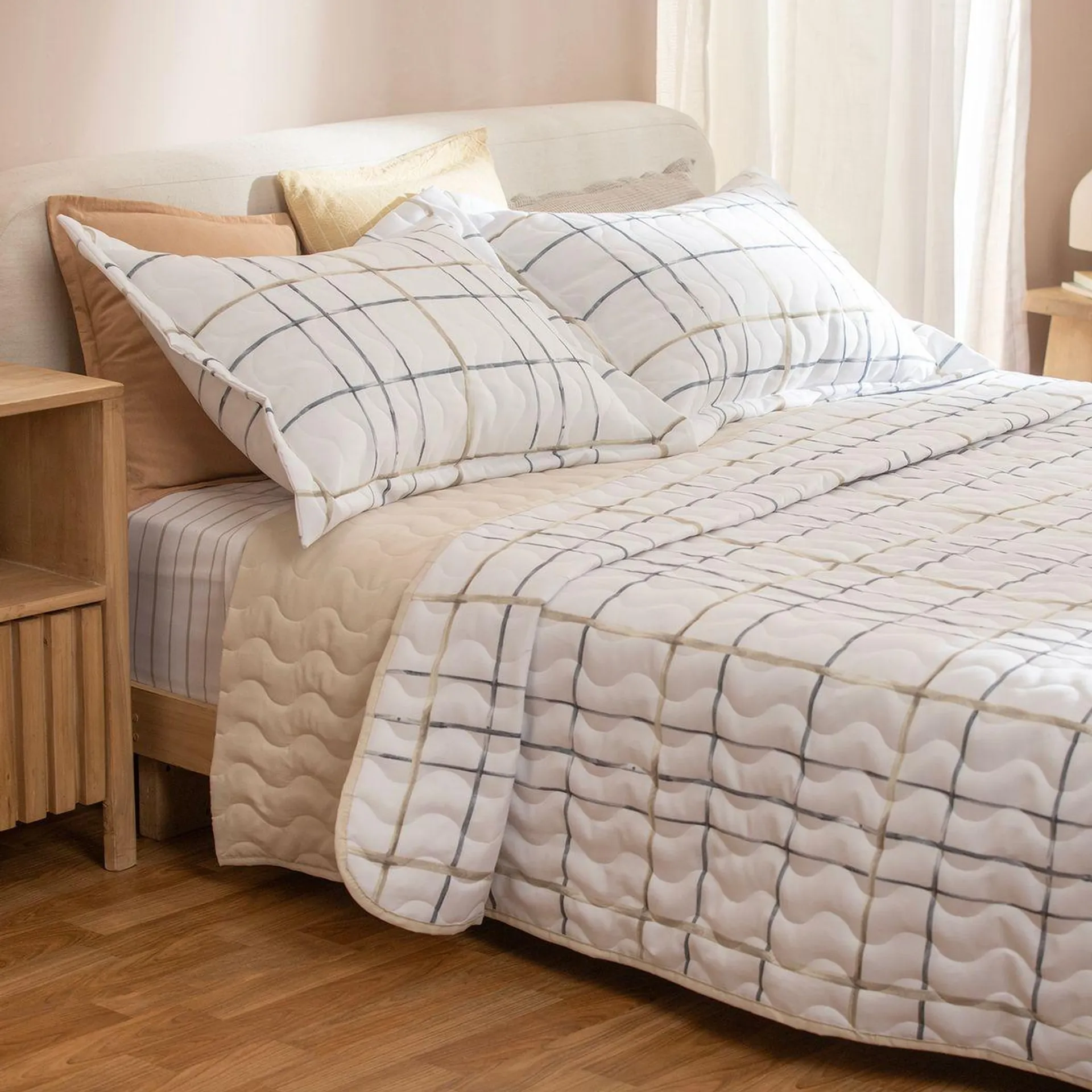 Cubrecama Queen Size Reversible Acuarelas Cuadrille