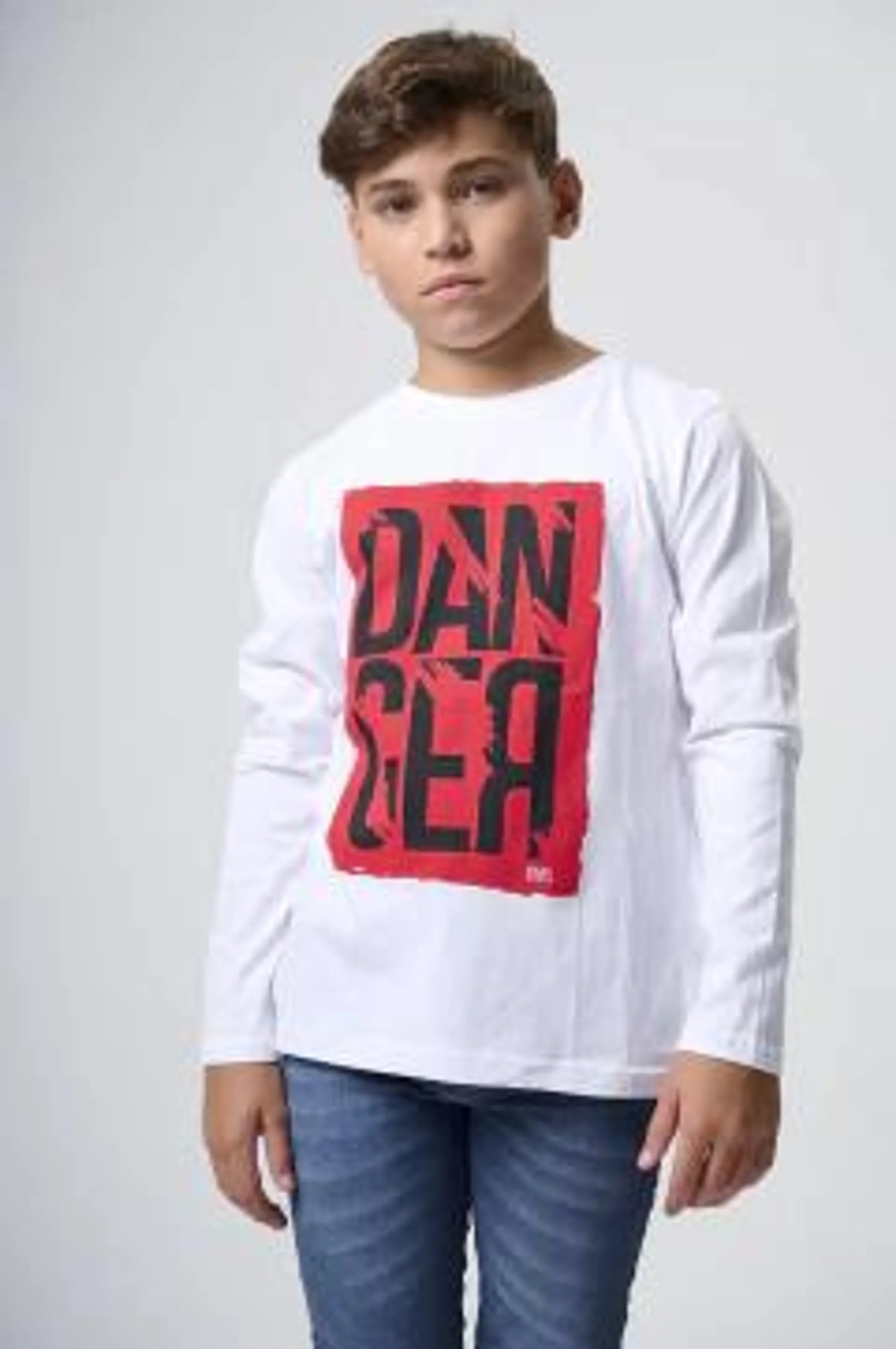 REMERA DANGER