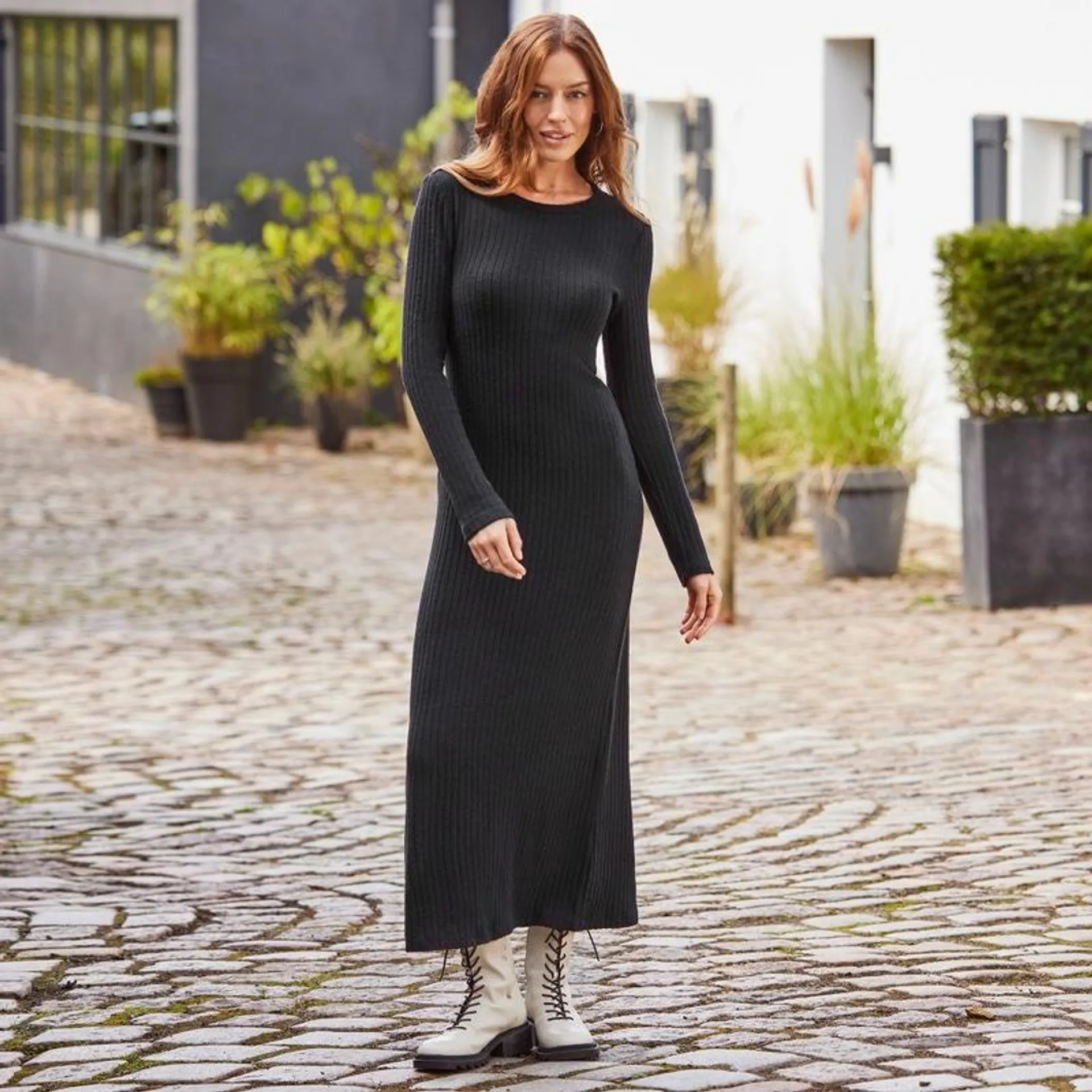 Damen-Kleid in Midi-Länge