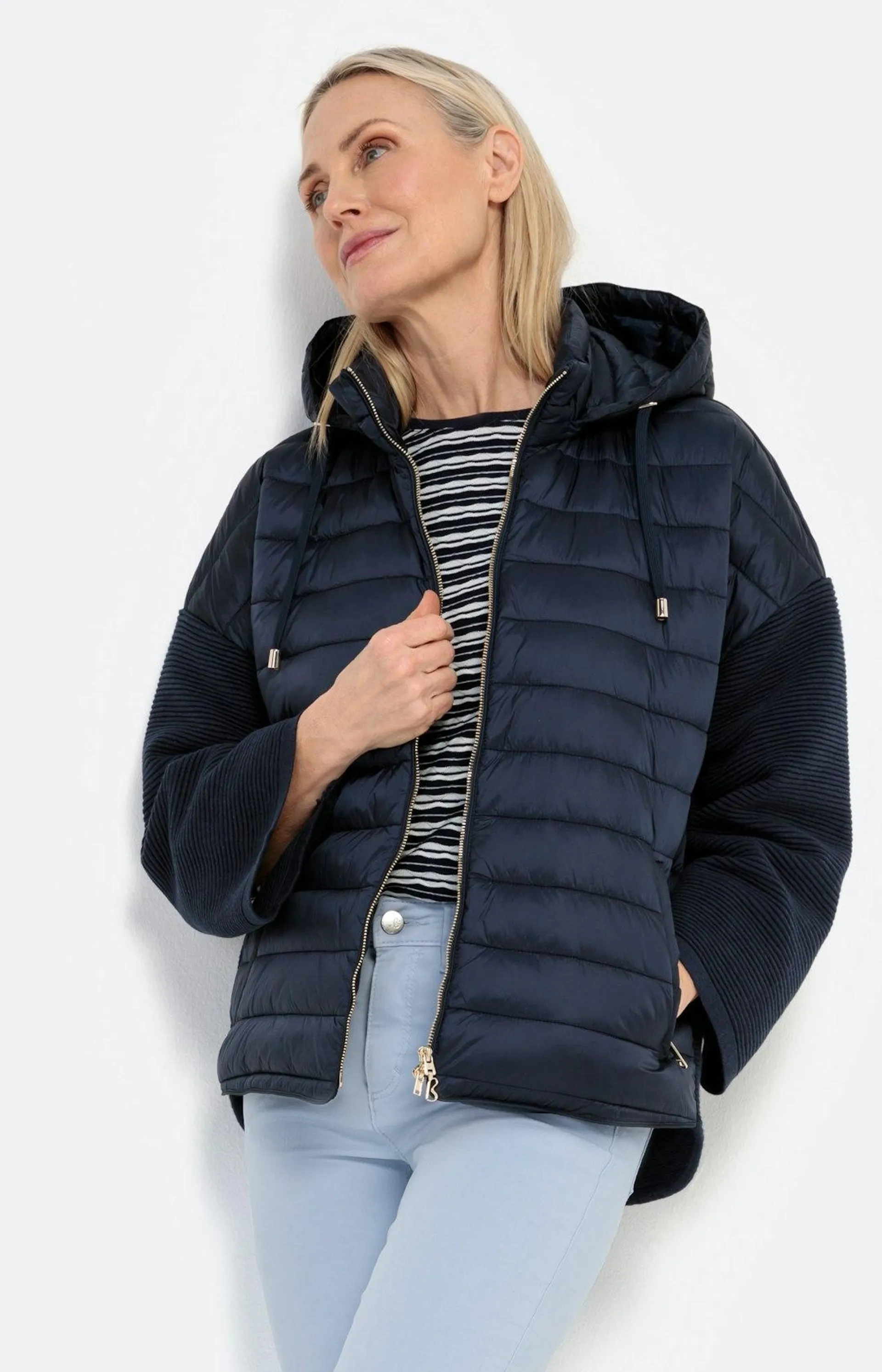 Steppjacke mit Riffel-Details