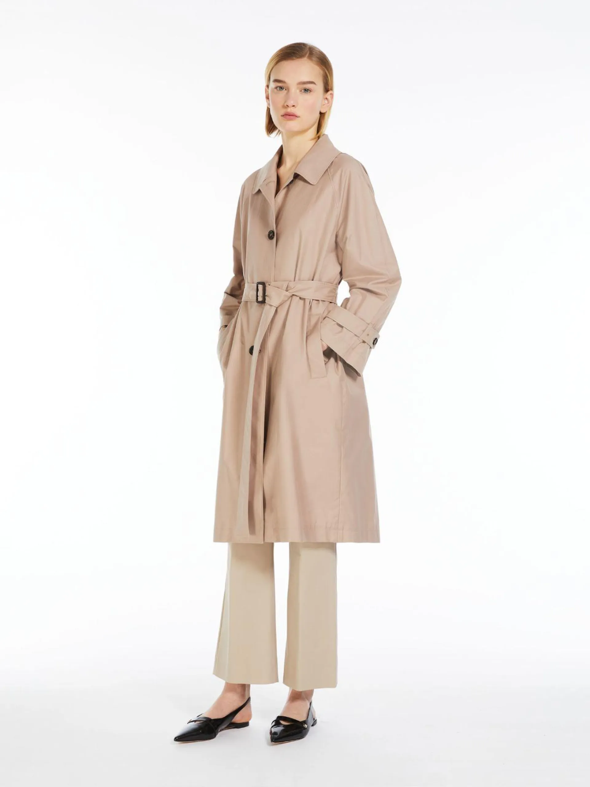 Einreihiger Trenchcoat aus wasserabweisendem Twill