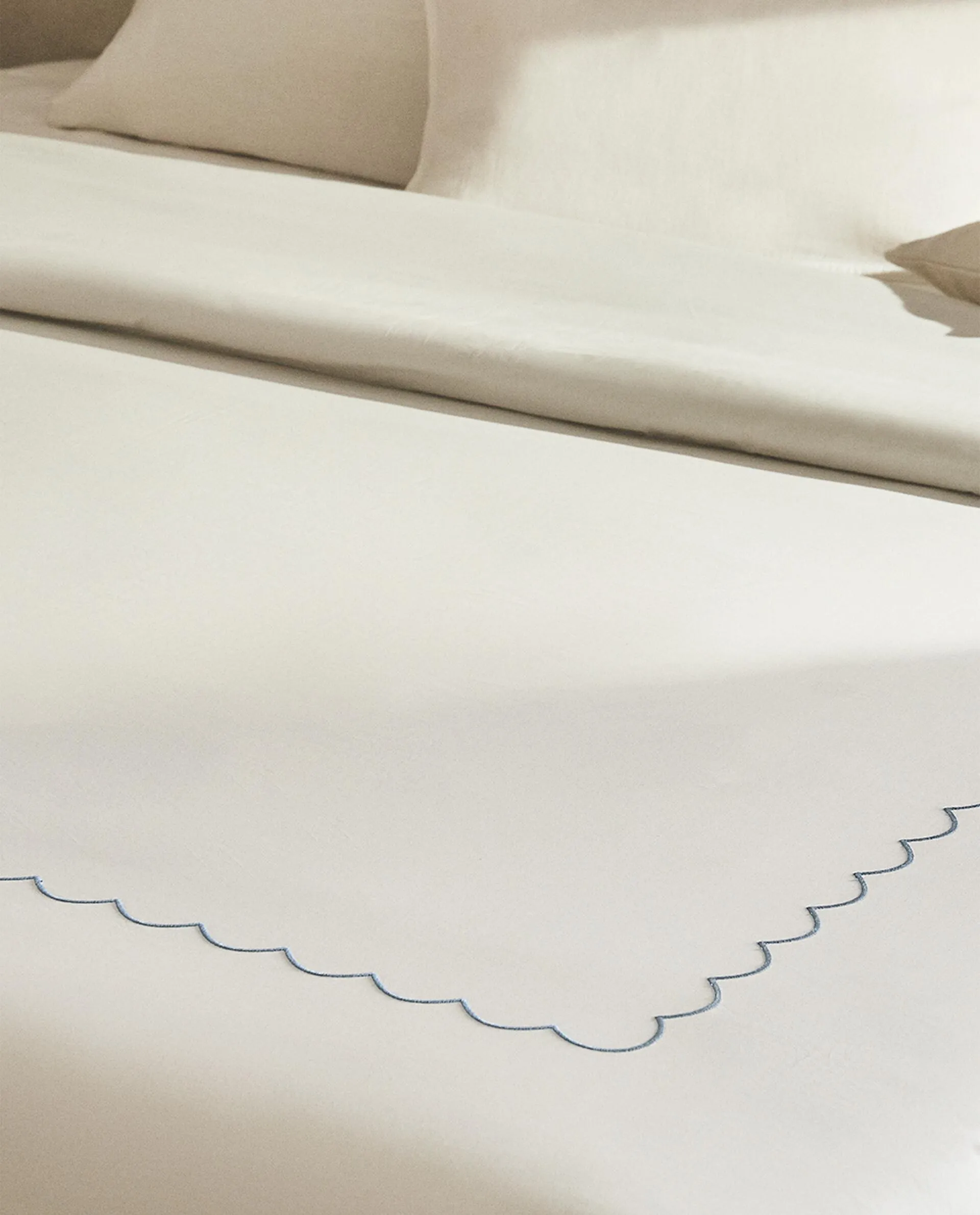 SCALLOPED DUVET COVER