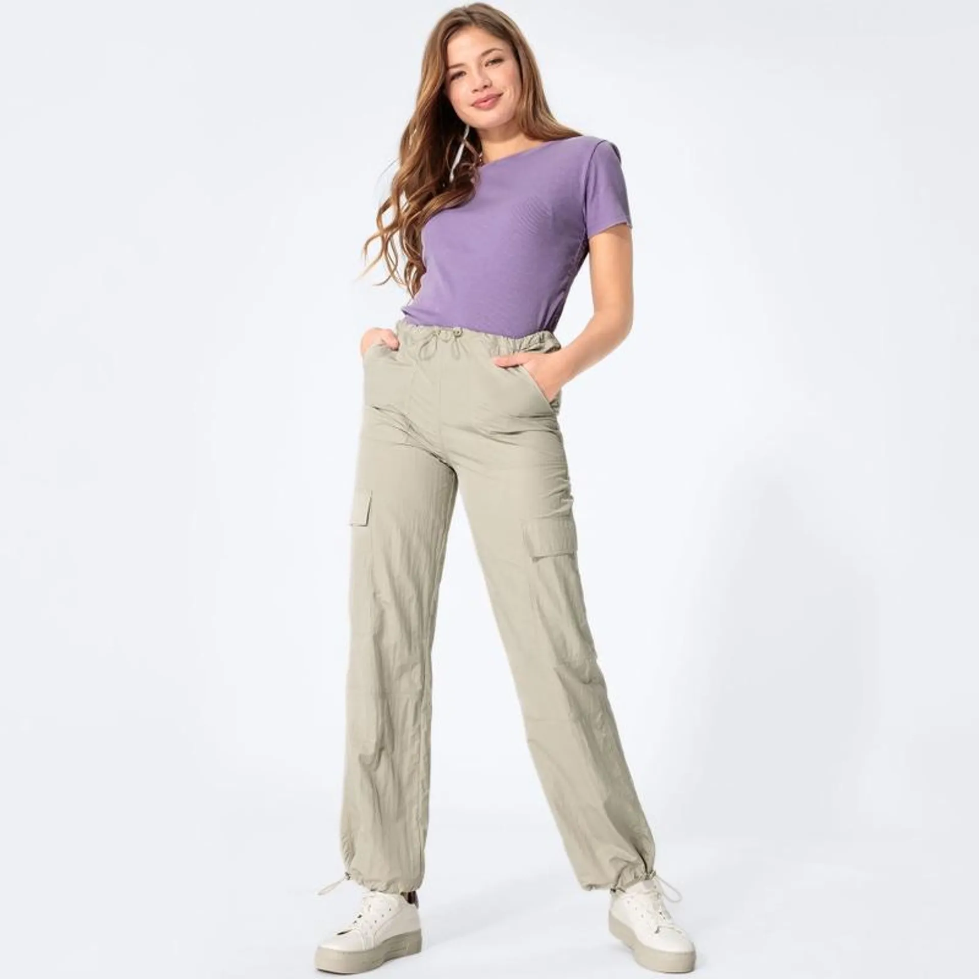 Damen-Hose mit Cargo-Taschen