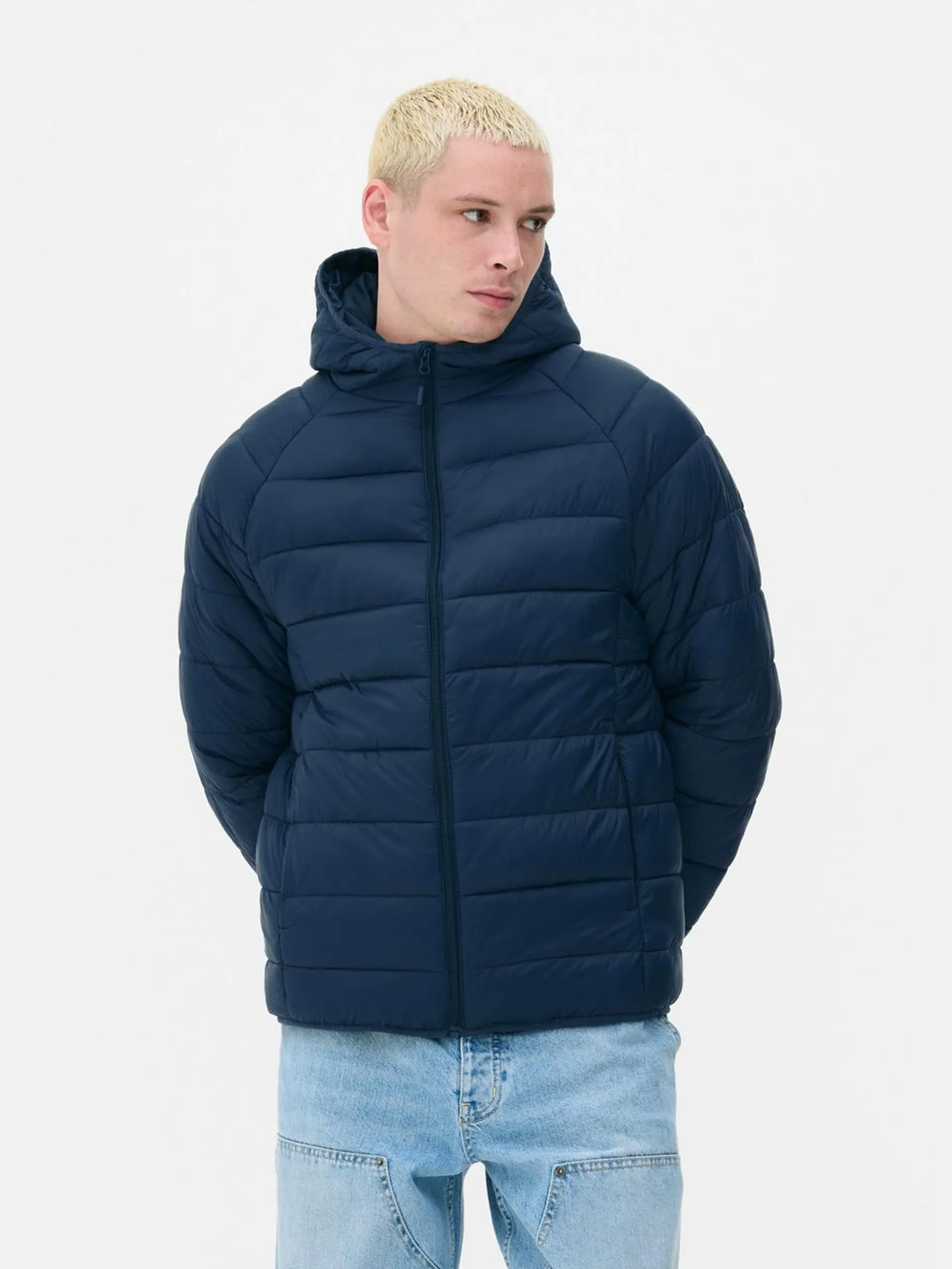 Pufferjacke mit Kapuze