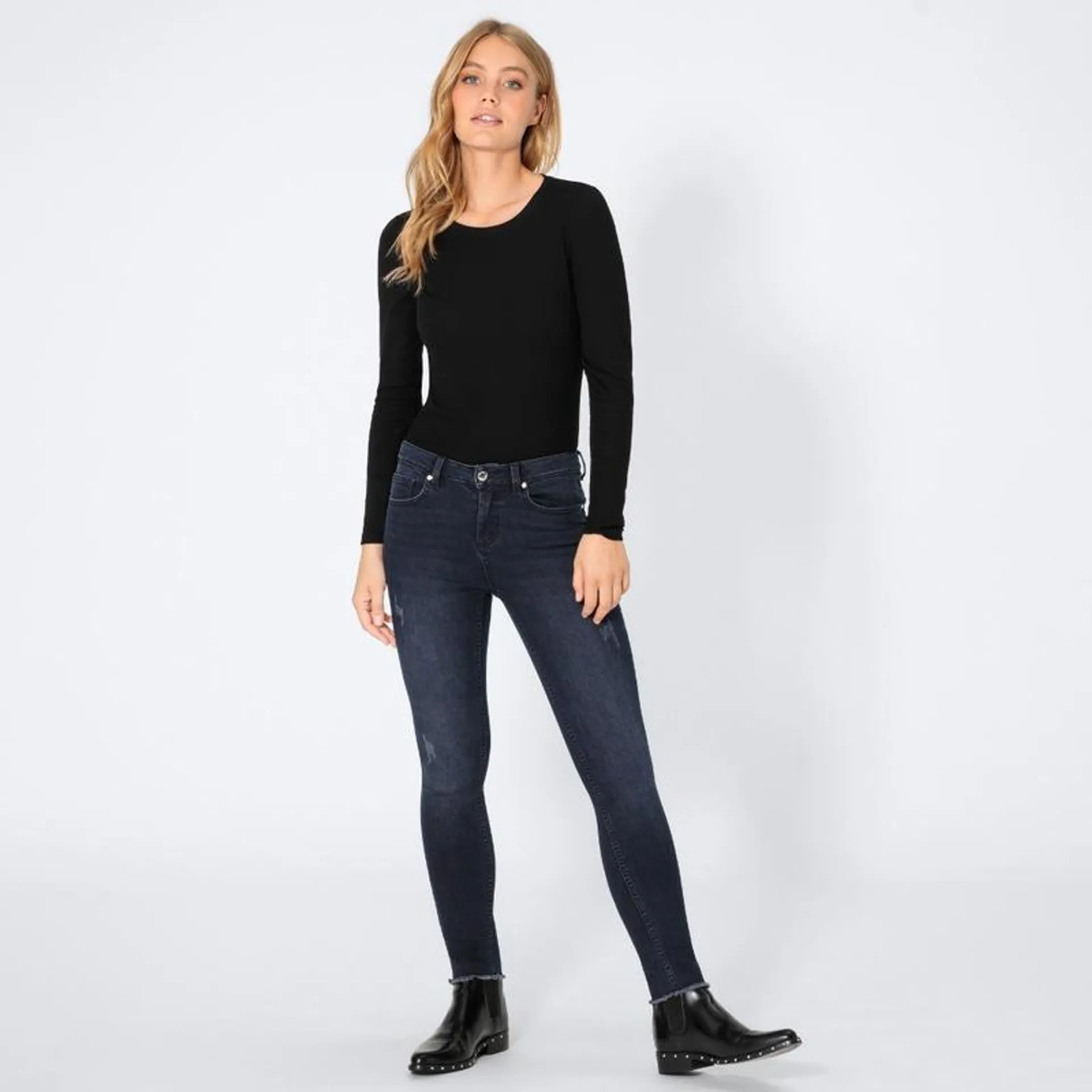 Damen-Jeans mit offenen Kanten