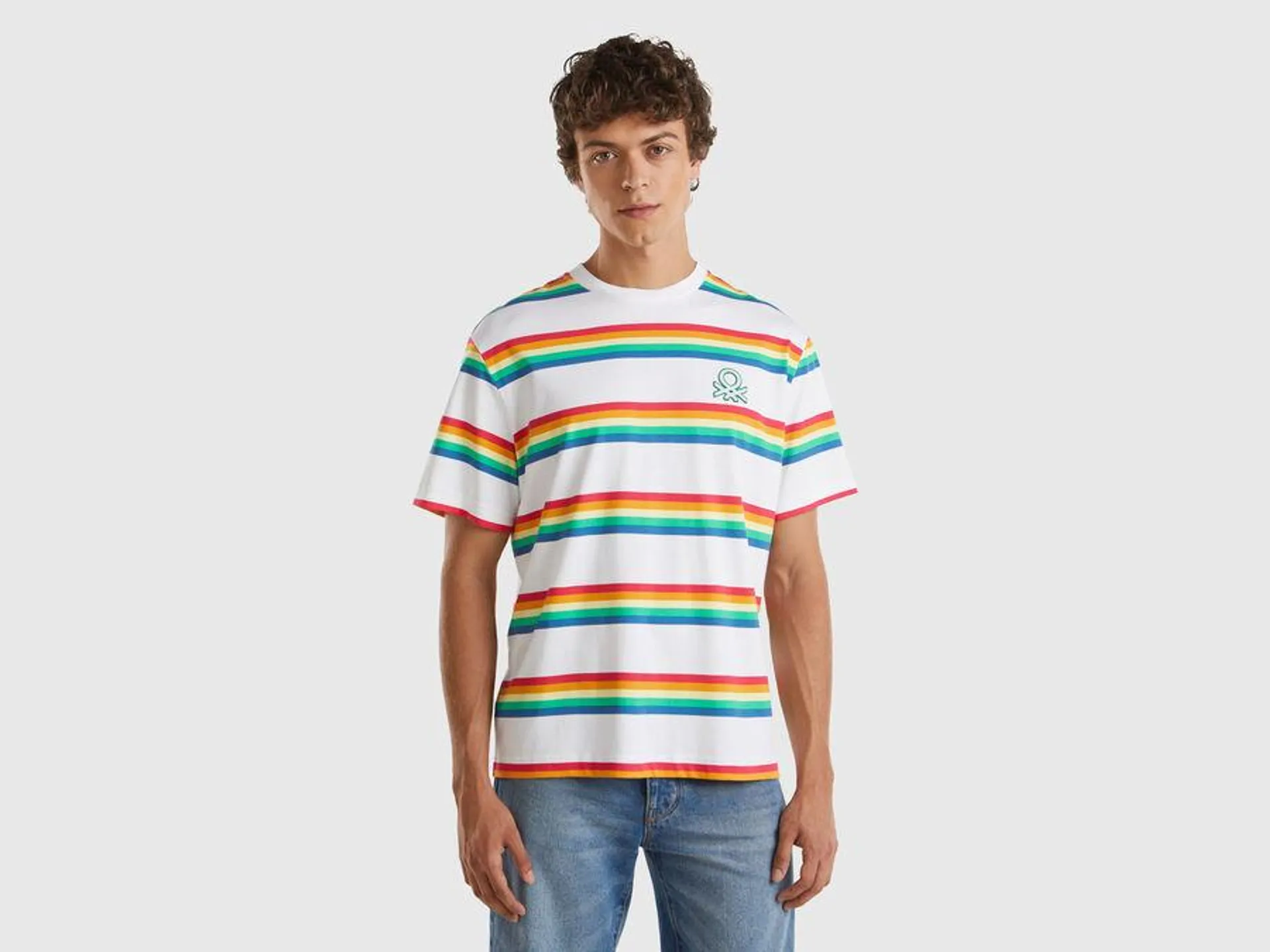 T-Shirt mit Regenbogen-Print