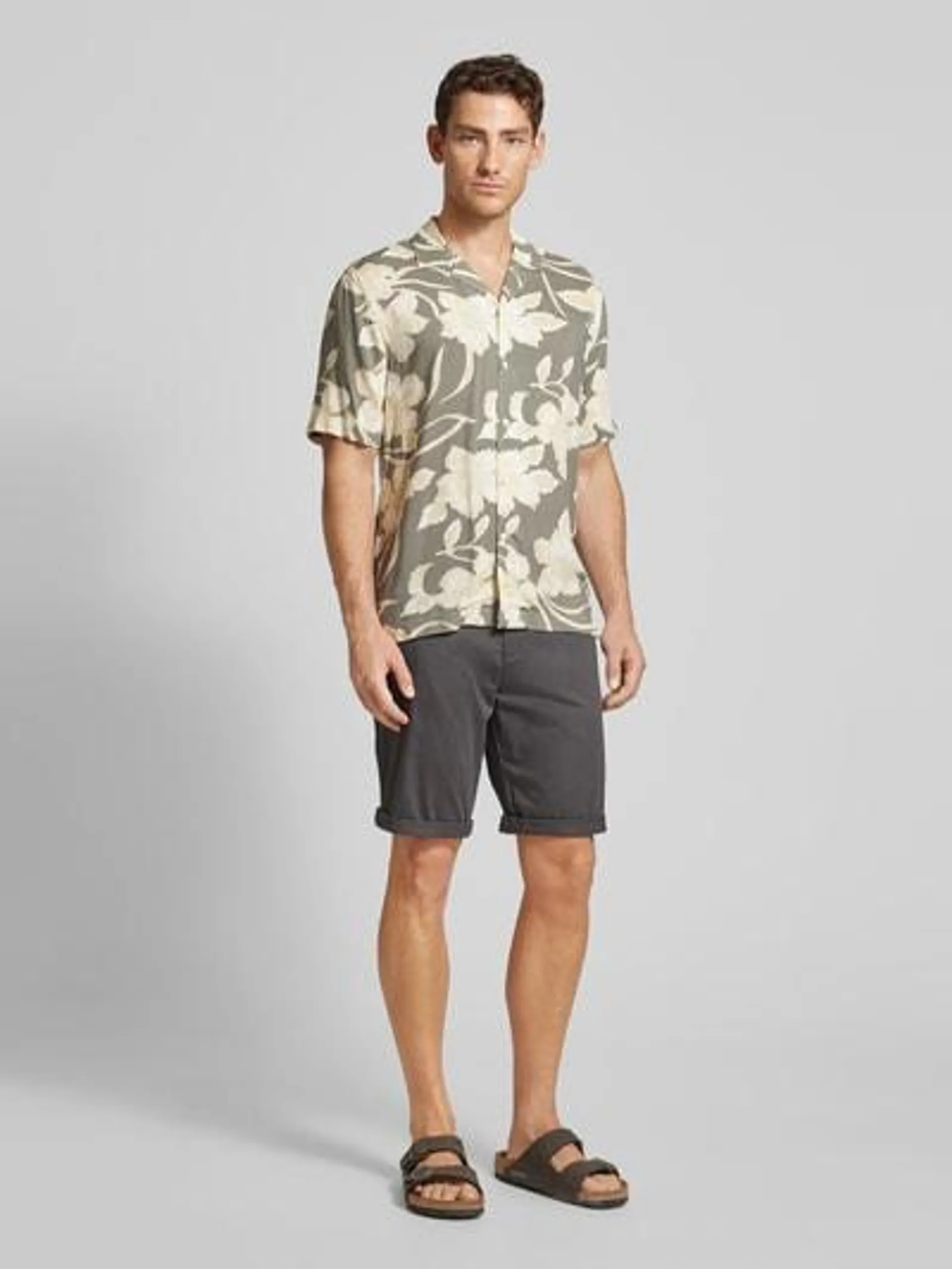 Slim Fit Chino-Shorts mit Eingrifftaschen in dunkelgrau