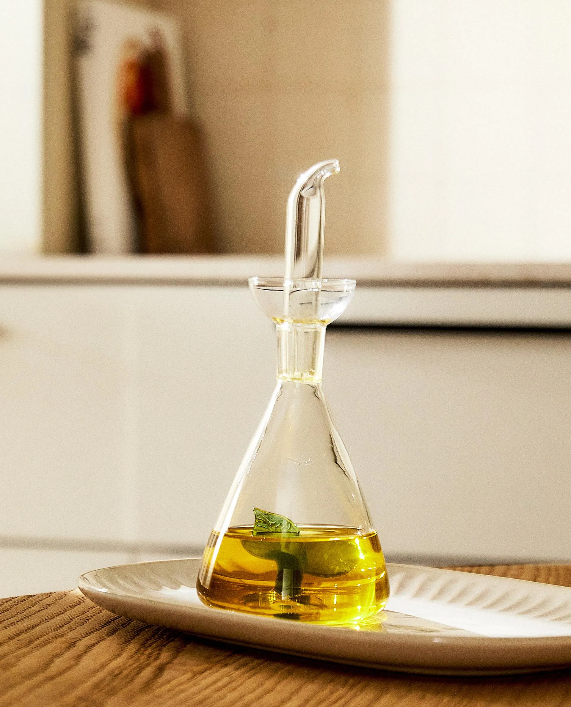 VEGETABLE BOROSILICATE CRUET