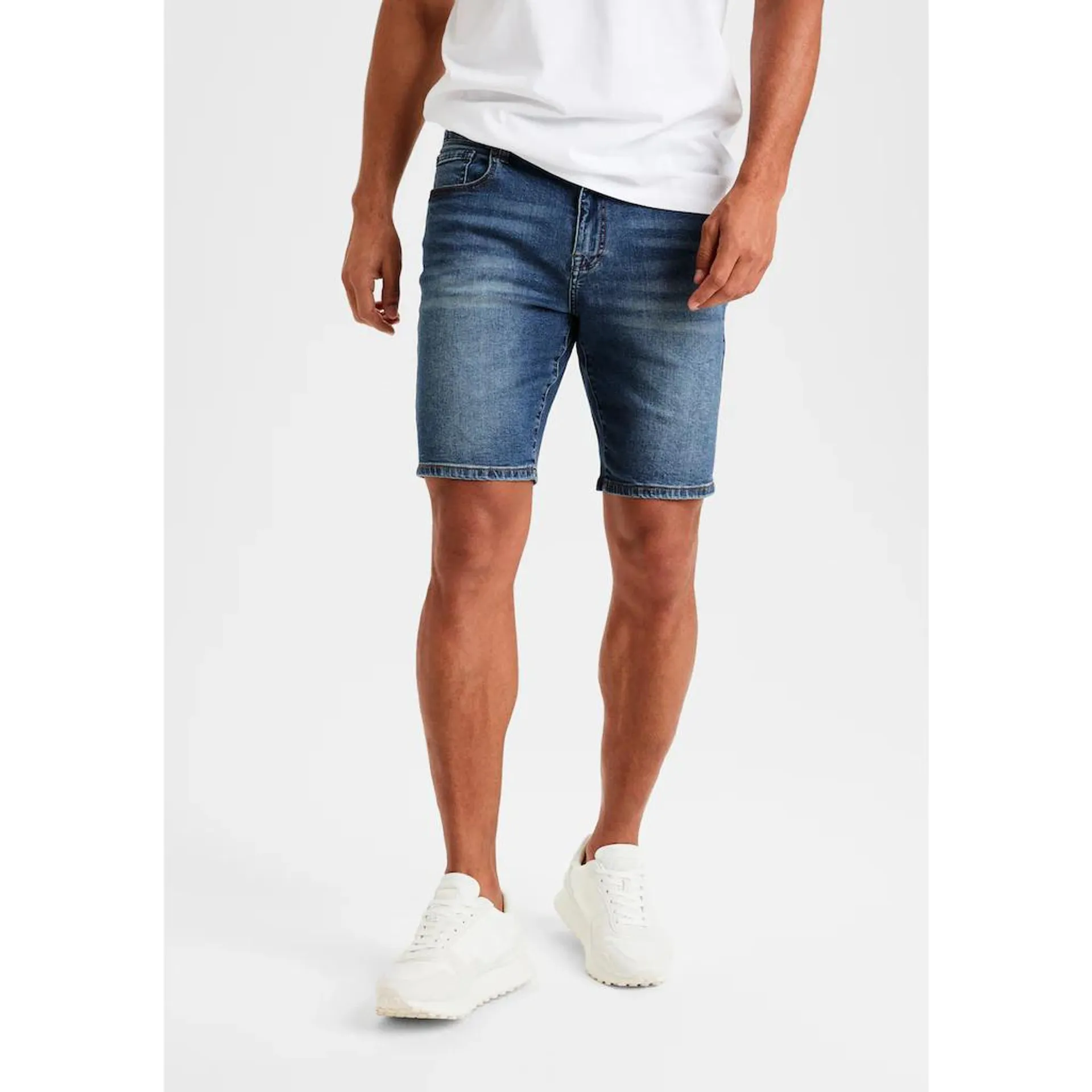 Buffalo Jeansshorts »5-Pocket Shorts,«, mit normaler Bundhöhe, kurze Hose aus elastischer Denim-Qualität