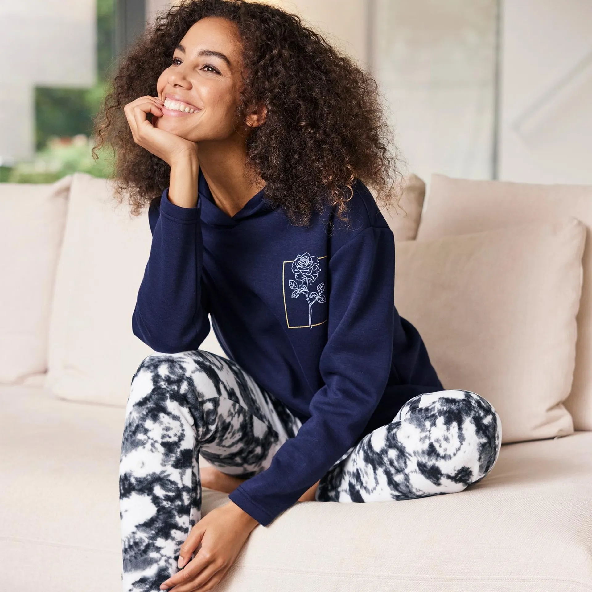 Damen-Homewear-Sweatshirt mit Rosendruck