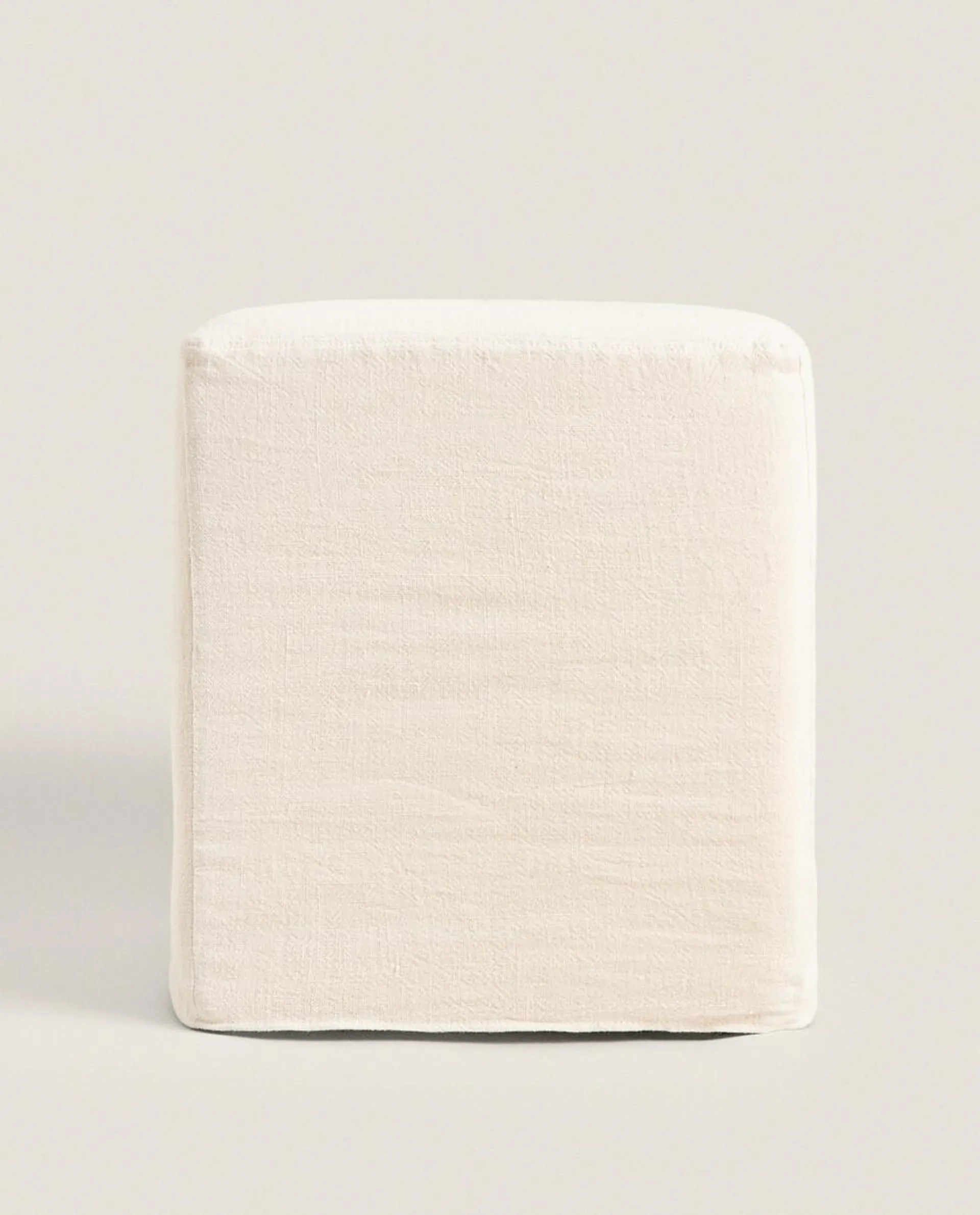 LINEN POUFFE STOOL