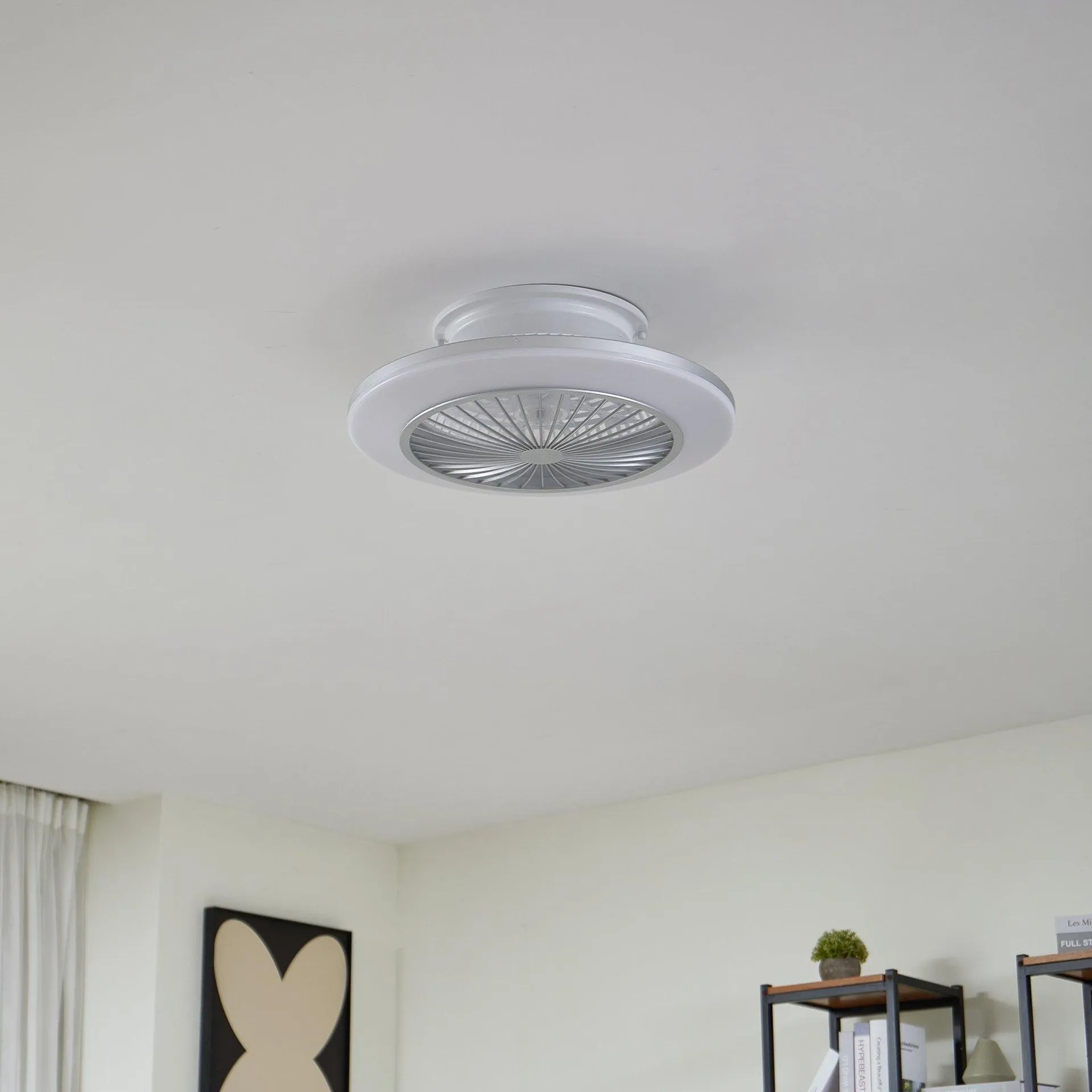 Lindby LED-Deckenventilator Mamuti, silber, leise, Ø 55 cm