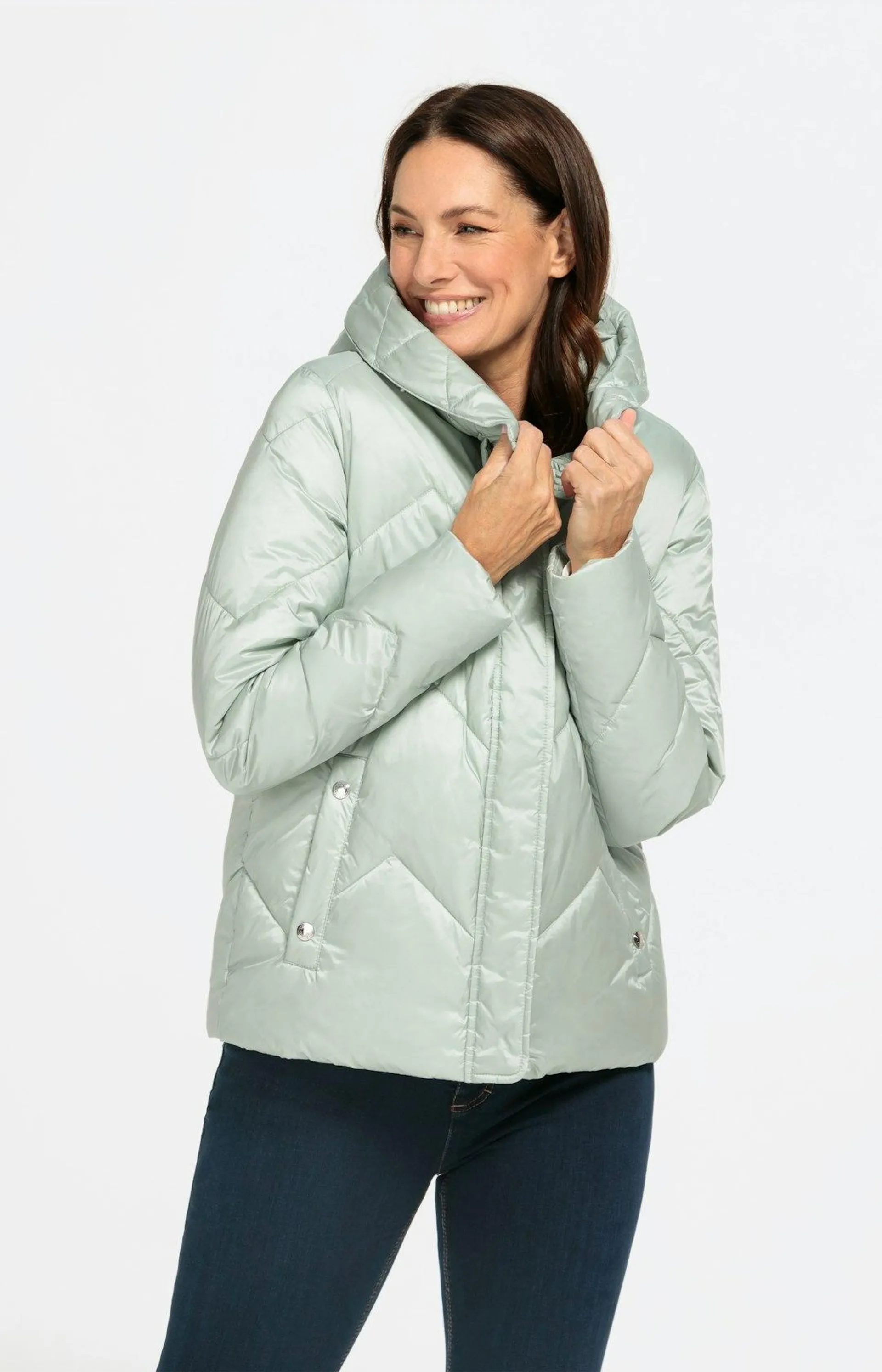 Übergangsjacke mit Oversize-Steppung