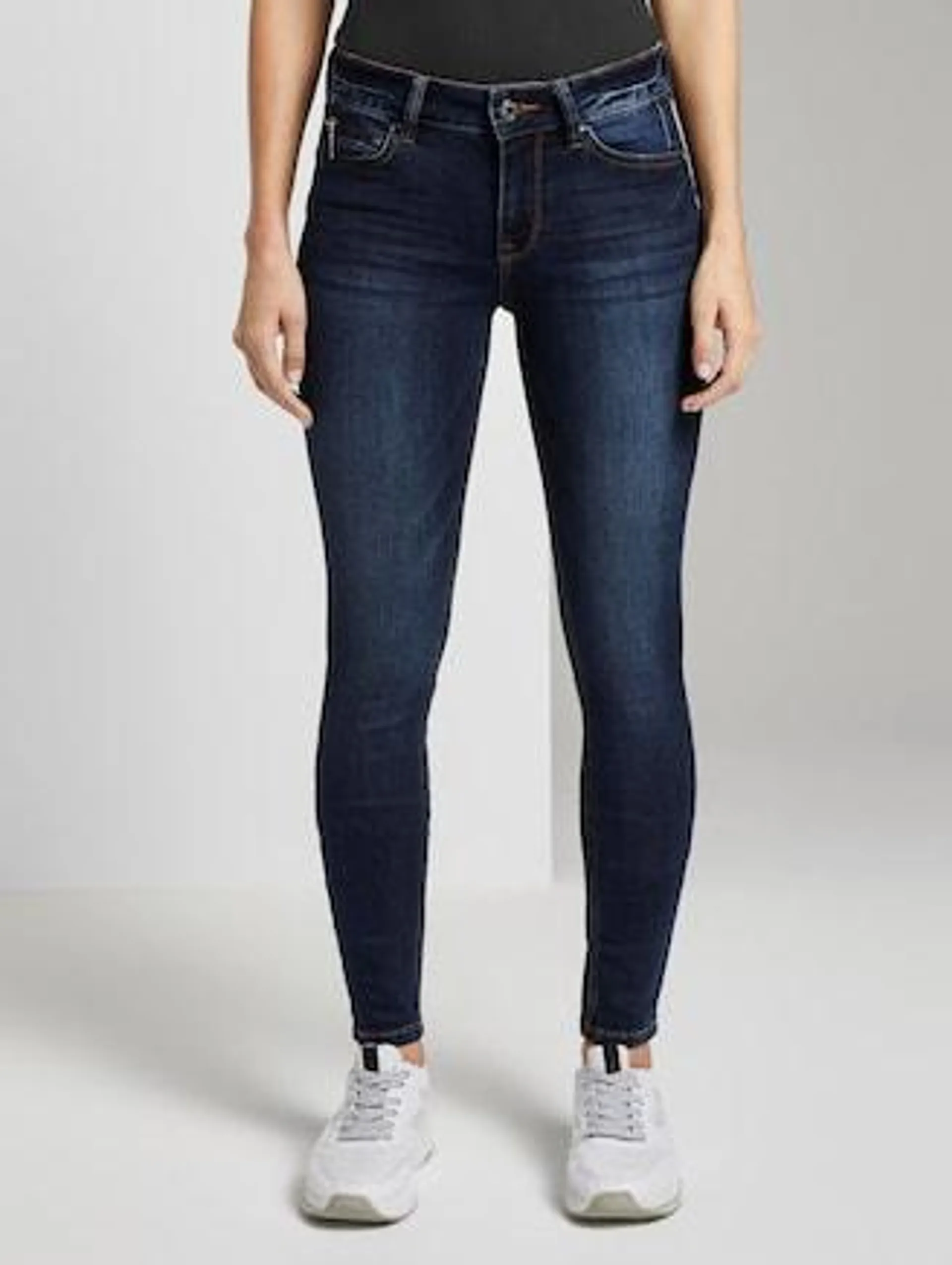 Jona Extra Skinny Jeans mit recyceltem Polyester