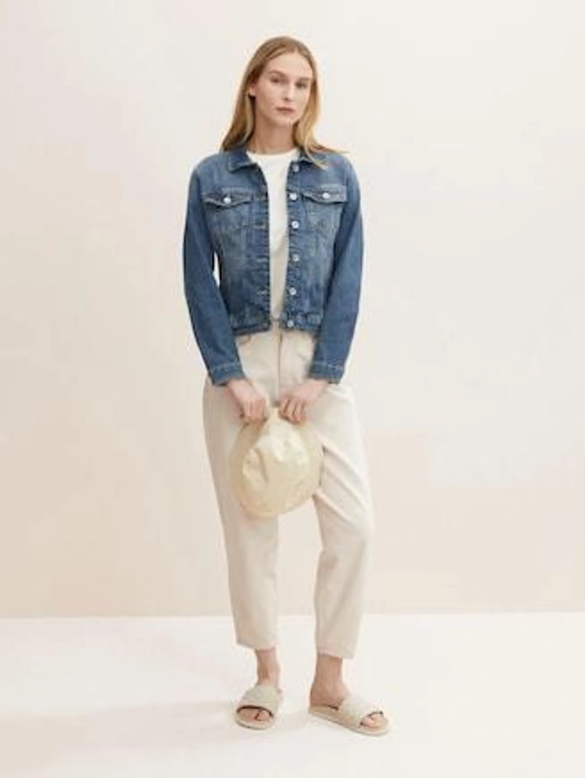 Denim jacket with organic cotton