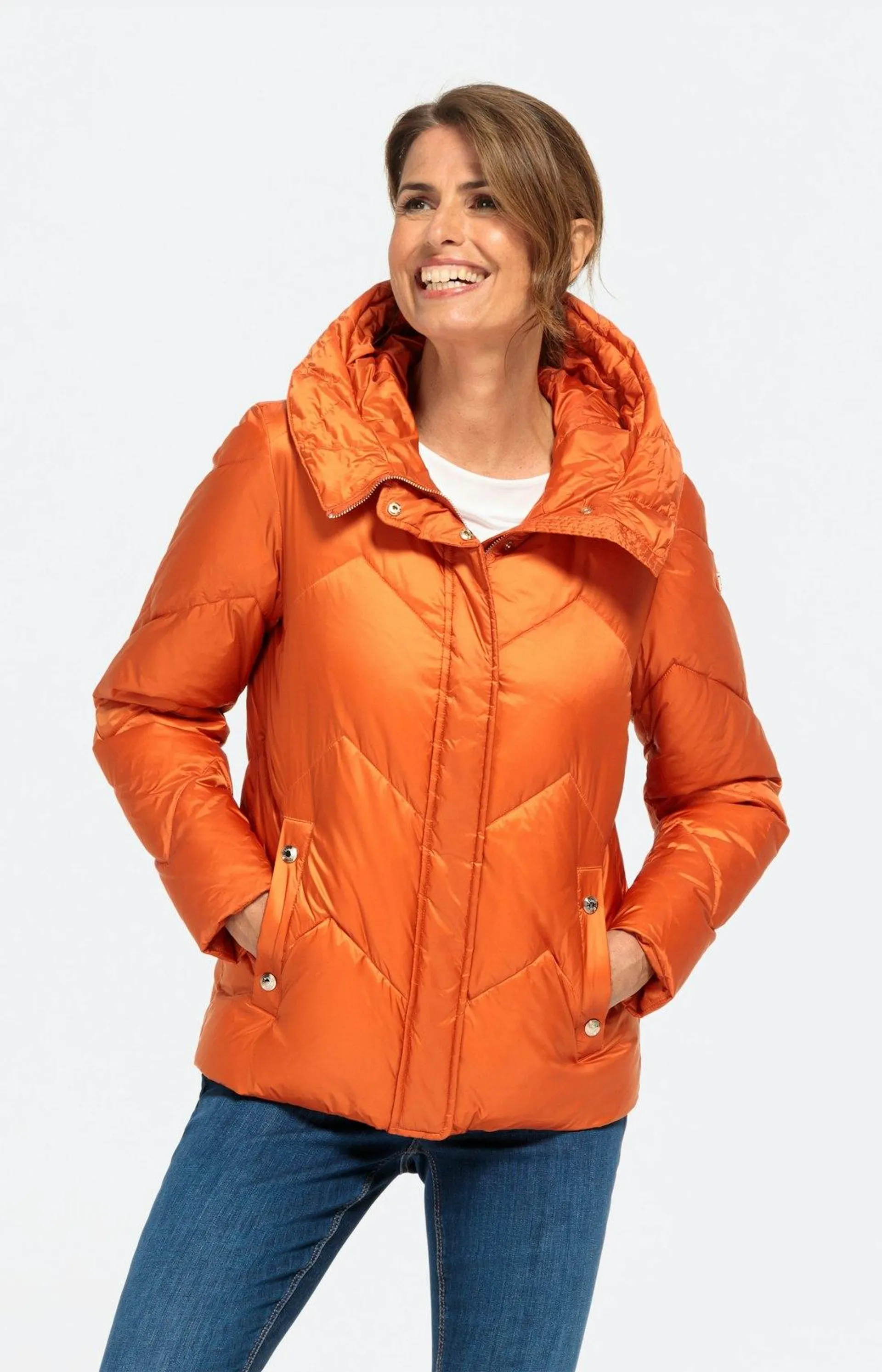 Steppjacke mit Kapuze