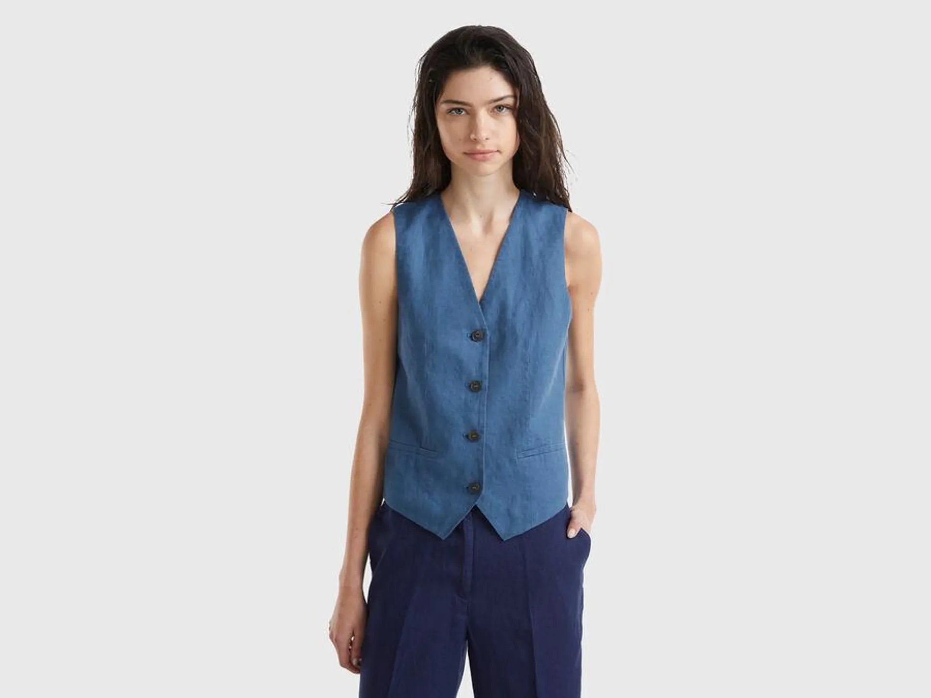 Pure linen vest