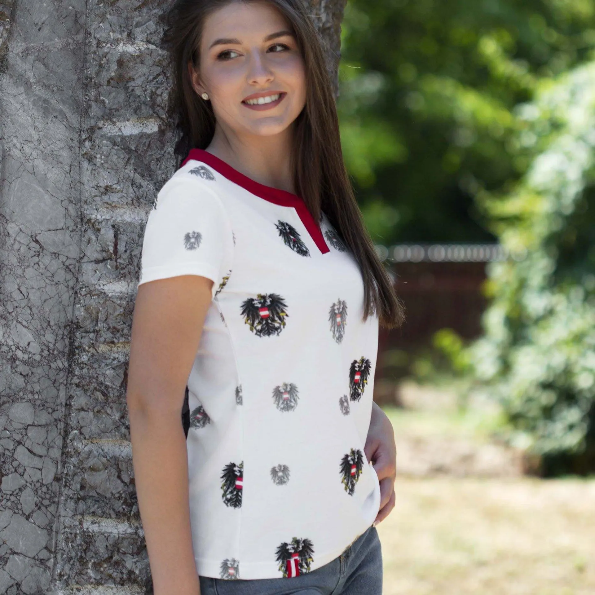 Damen T-Shirt “Österreich Wappen”, Weiß