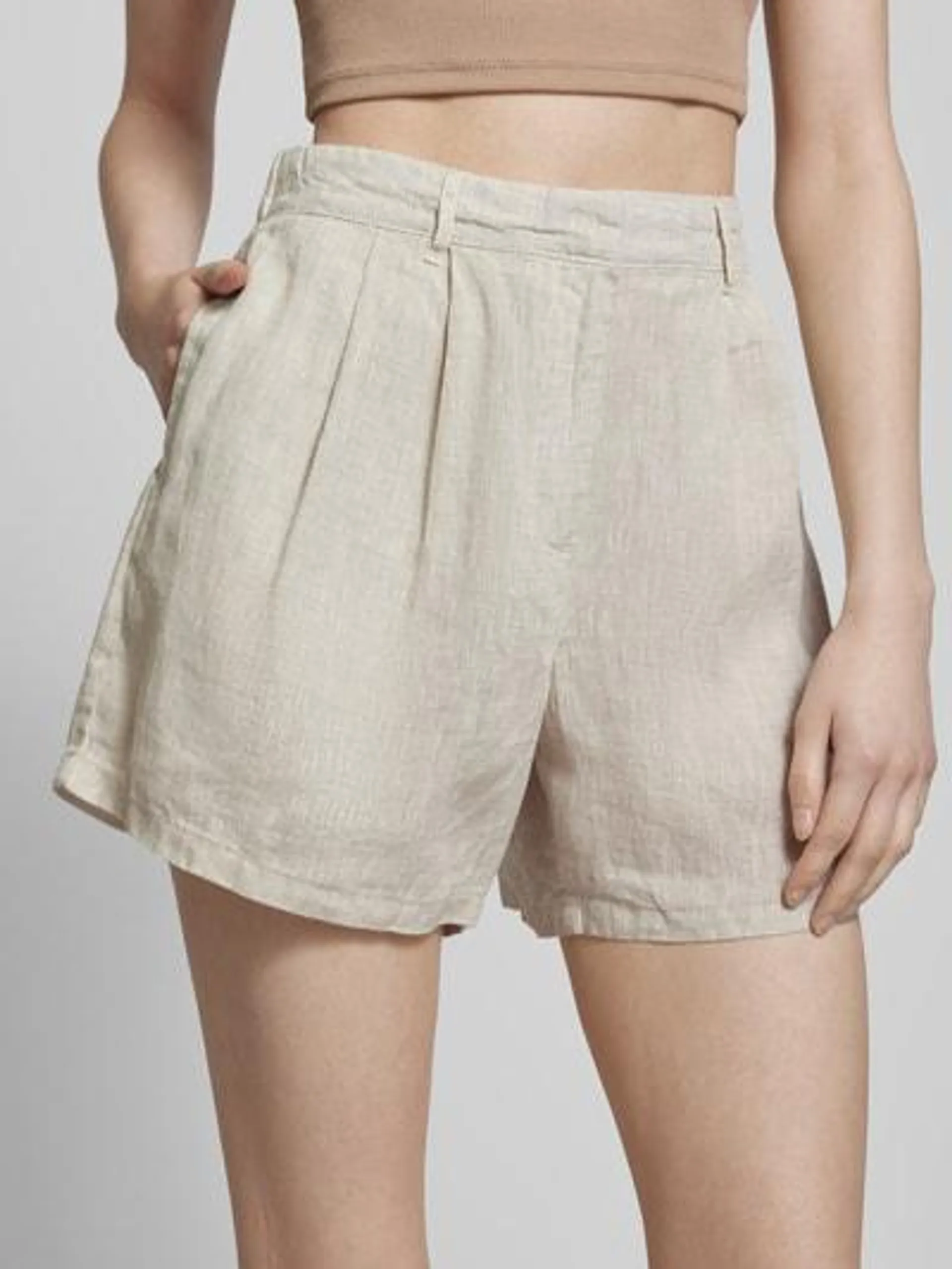 Loose Fit Leinenshorts mit Bundfalten in beige