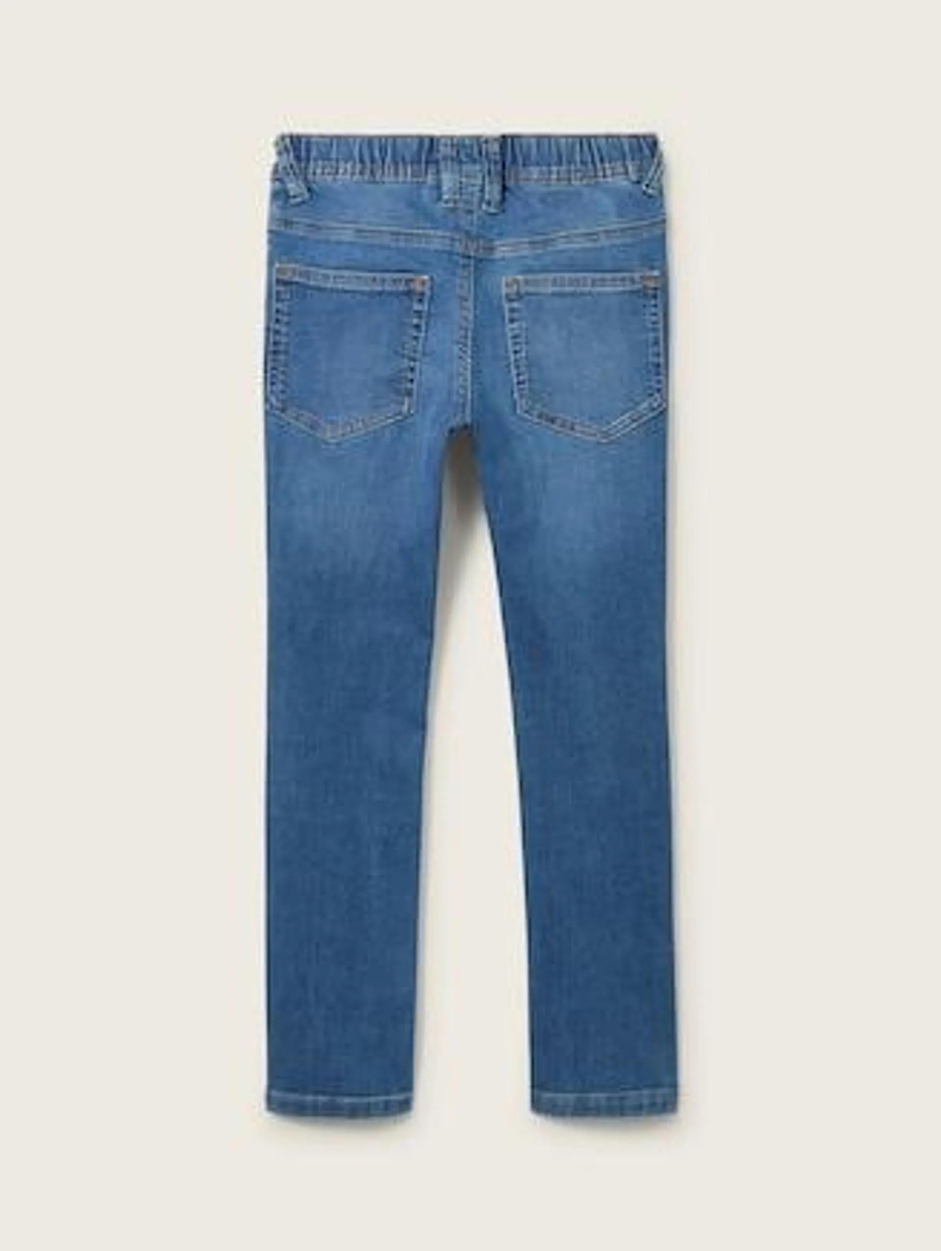 Matt Jeans mit REPREVE