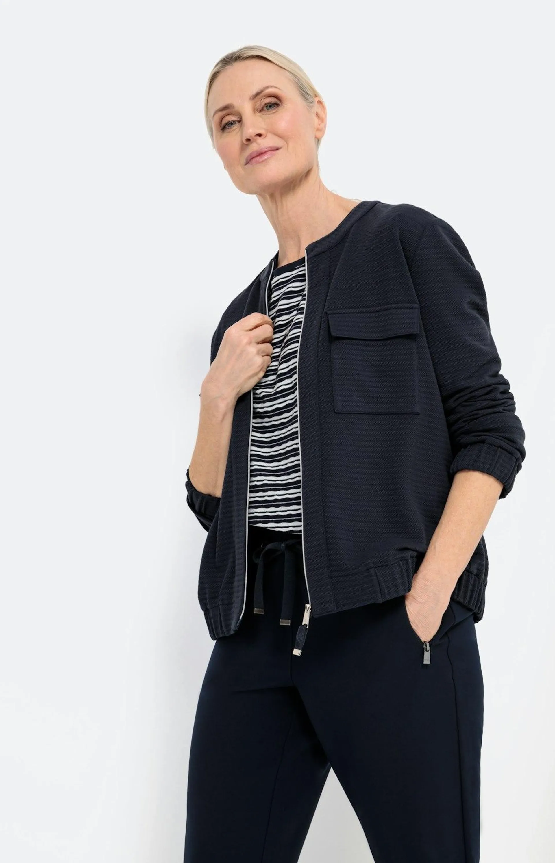 Leichte Jacke im Blouson-Stil