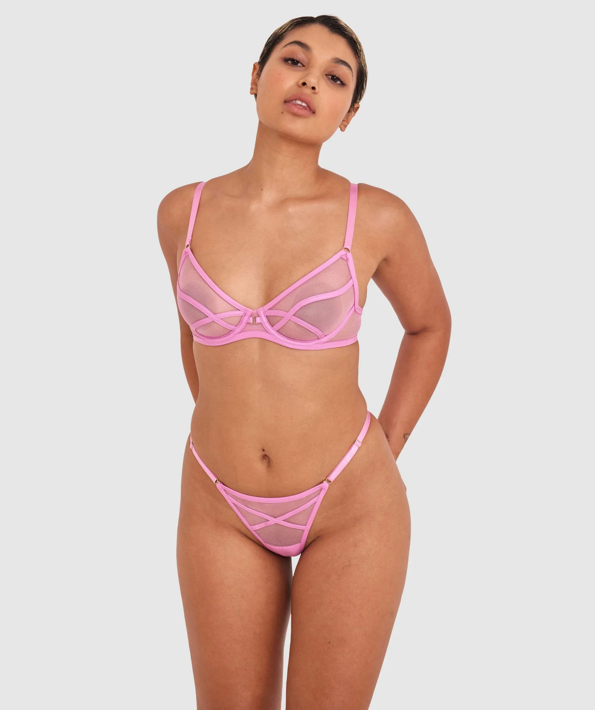 Night Games Simply Sexy Underwire & String Set - Pink