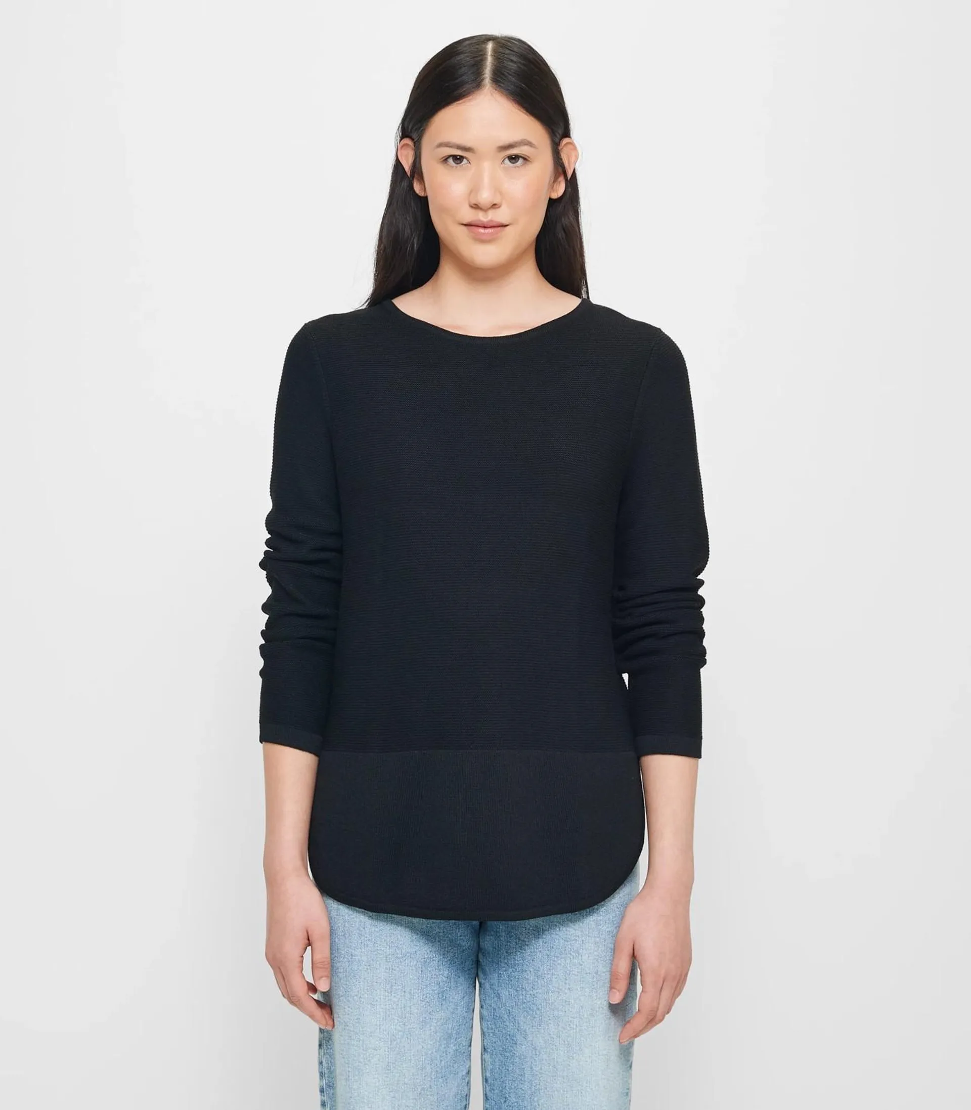 Stitch Curve Hem Jumper - Black