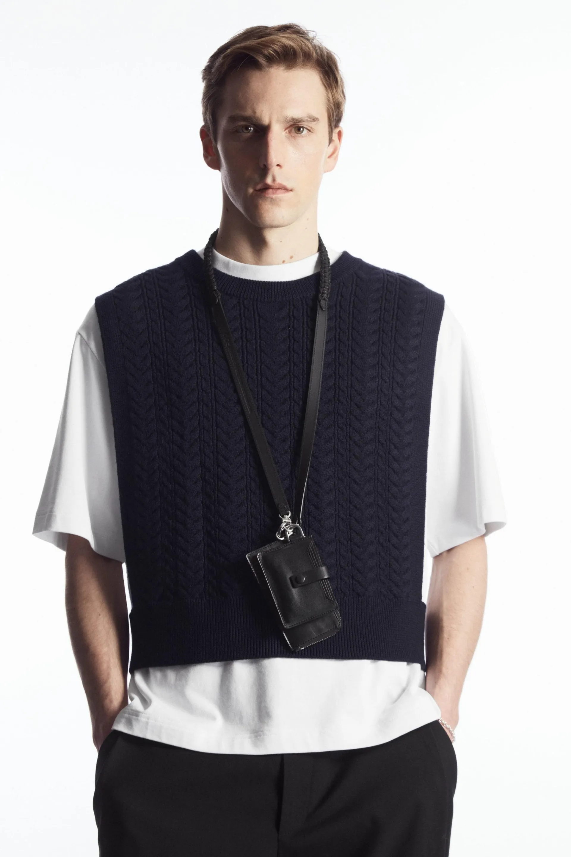 CABLE-KNIT WOOL HYBRID VEST