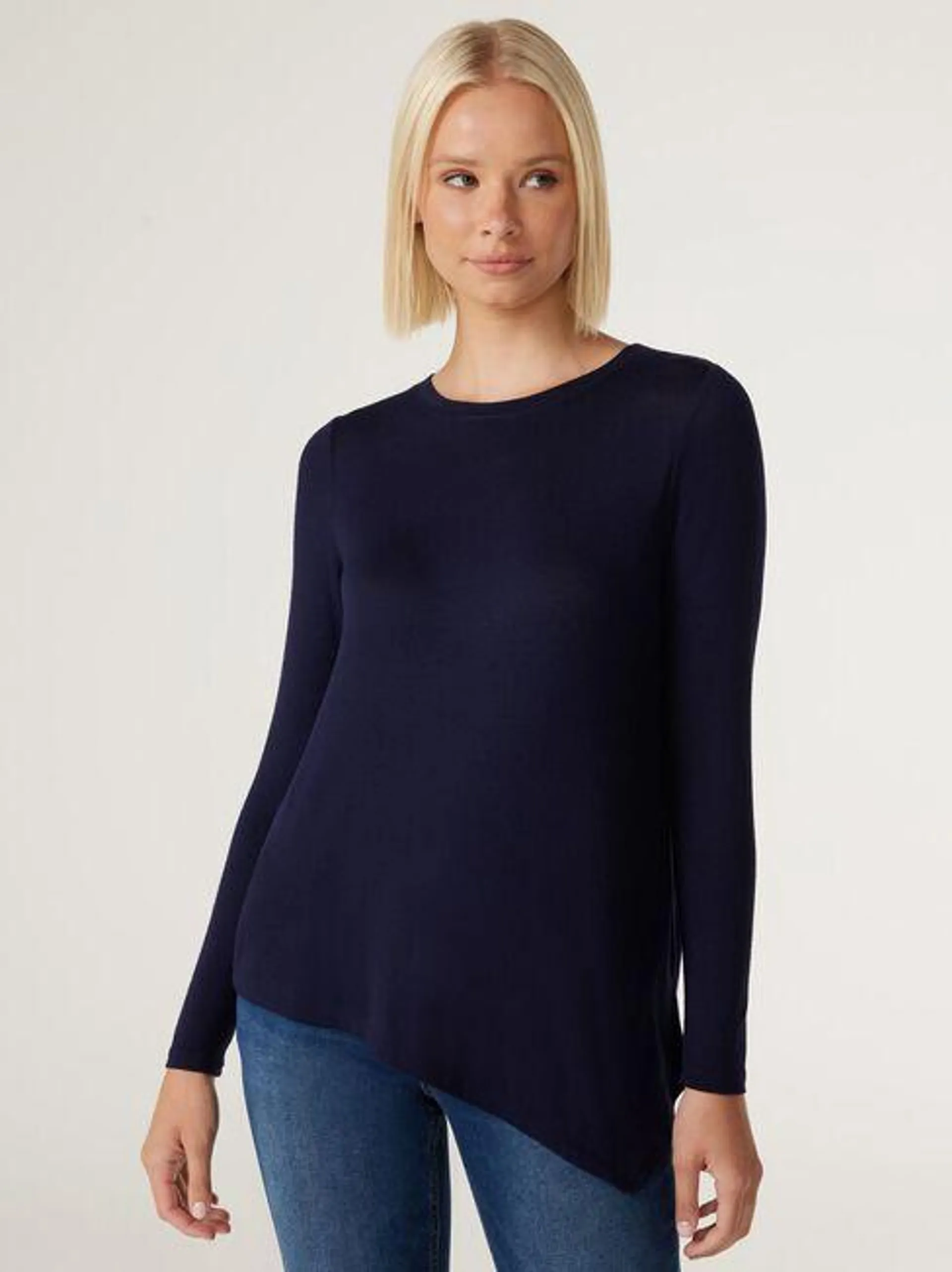 Aries Soft Touch Asymmetric Hem Pullover