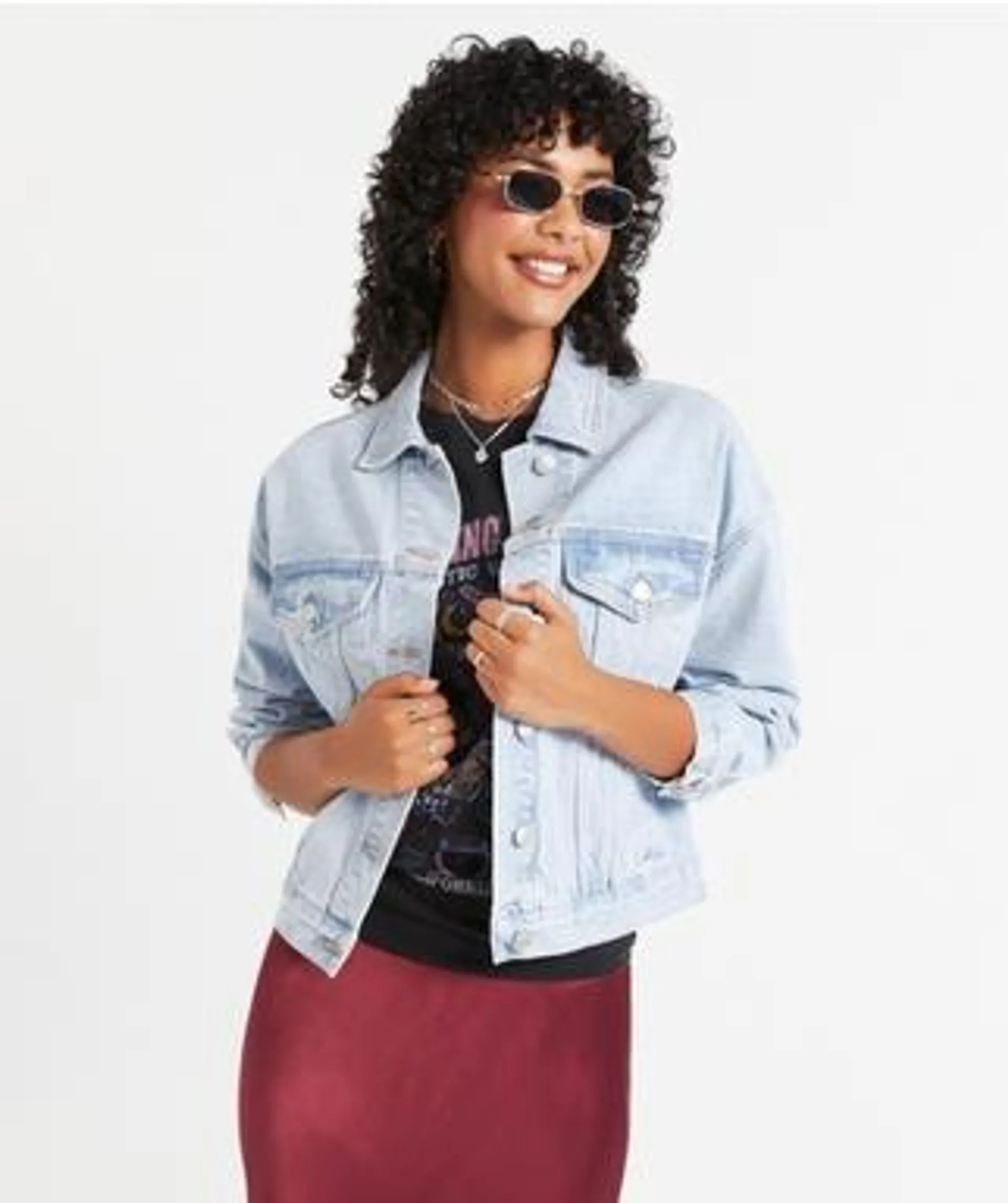 THE BOXY DENIM JACKET