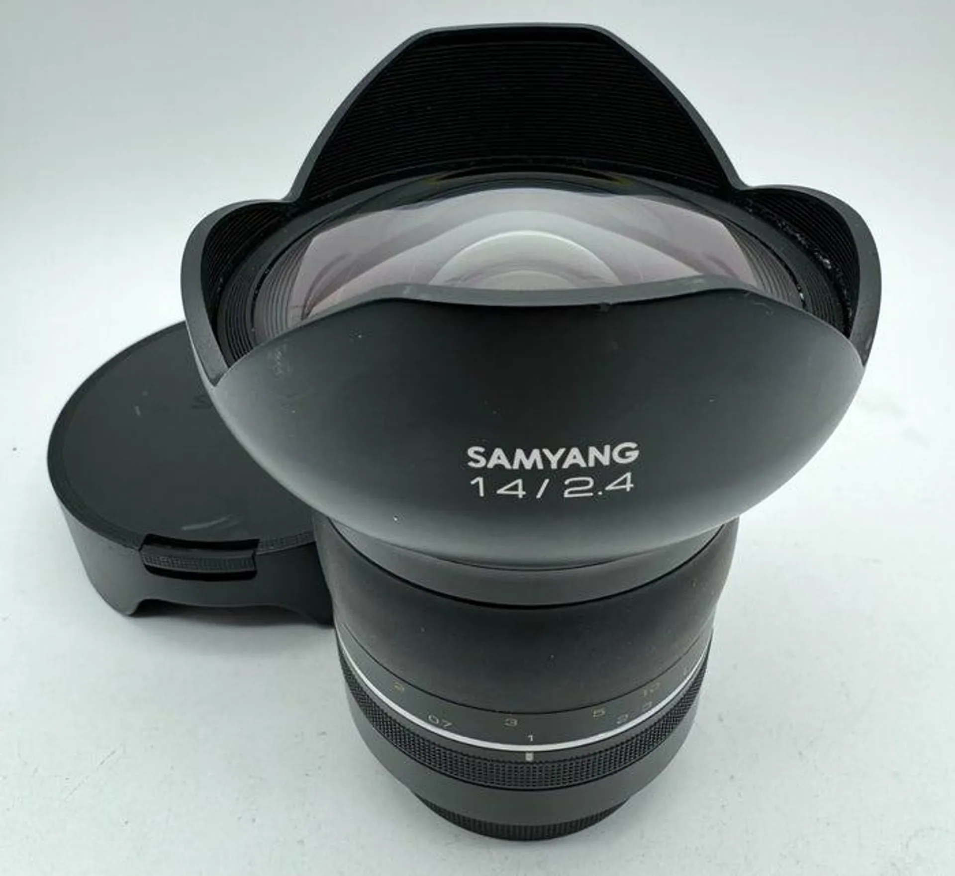 Used Samyang XP AE 14mm F2.4 Canon EF SN: PM317E0191