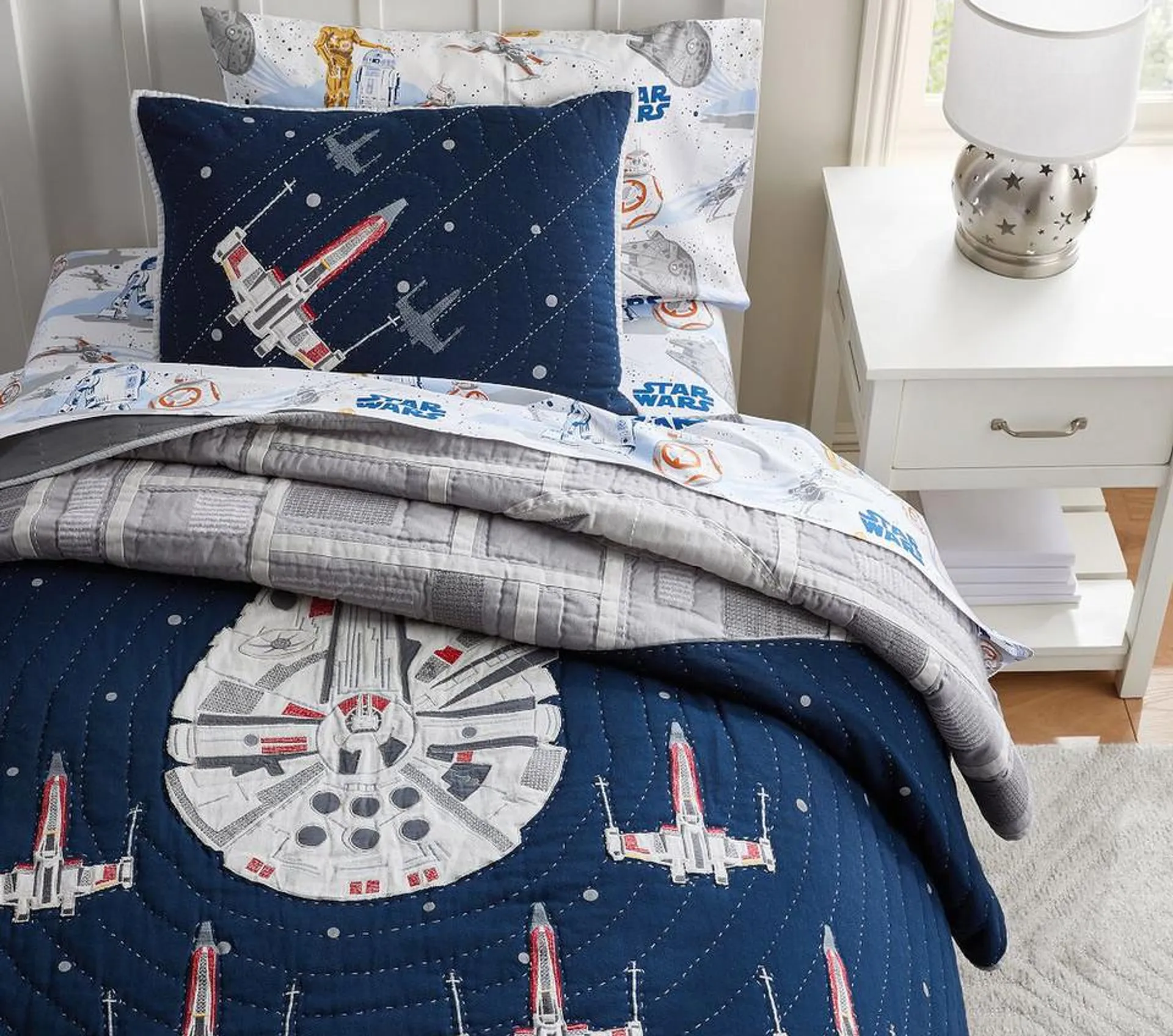 Star Wars™ Millennium Falcon™ Comforter & Pillowcases