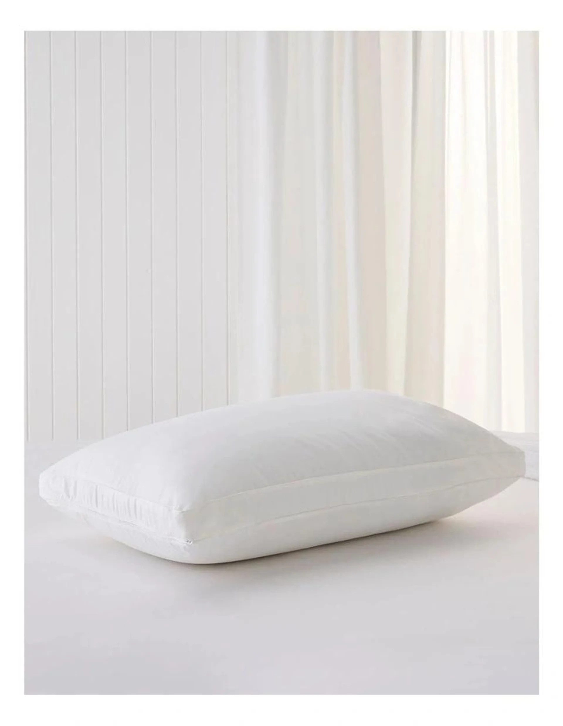 Classic Allergy Sensitive Pillow in White