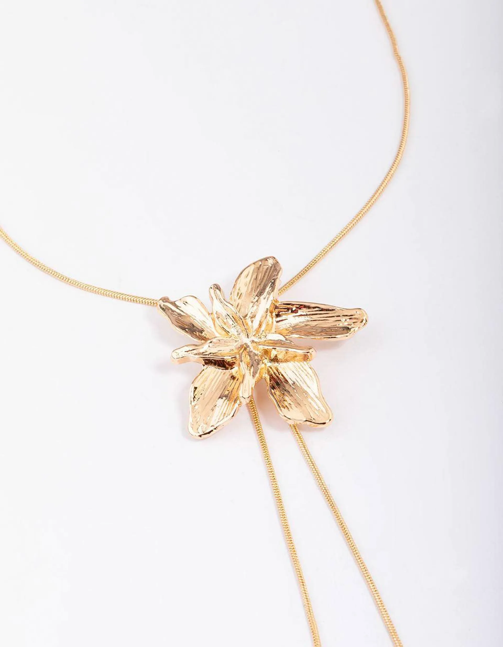 Gold Metal Flower Bolo Necklace