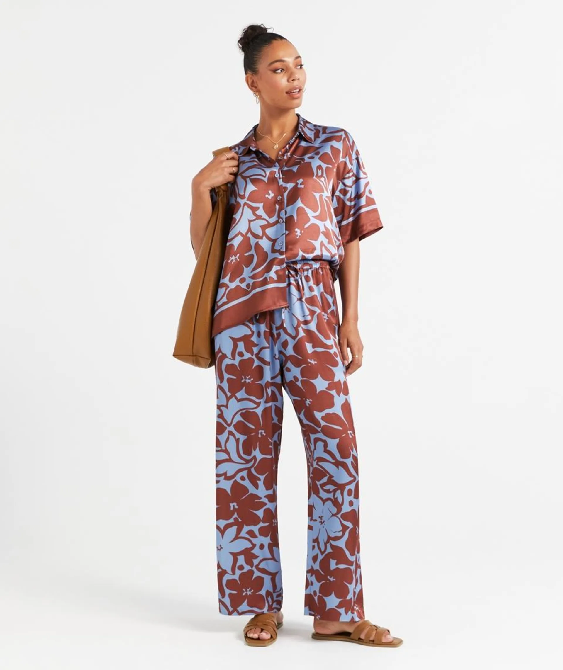 ABBY SATIN PRINTED PANT