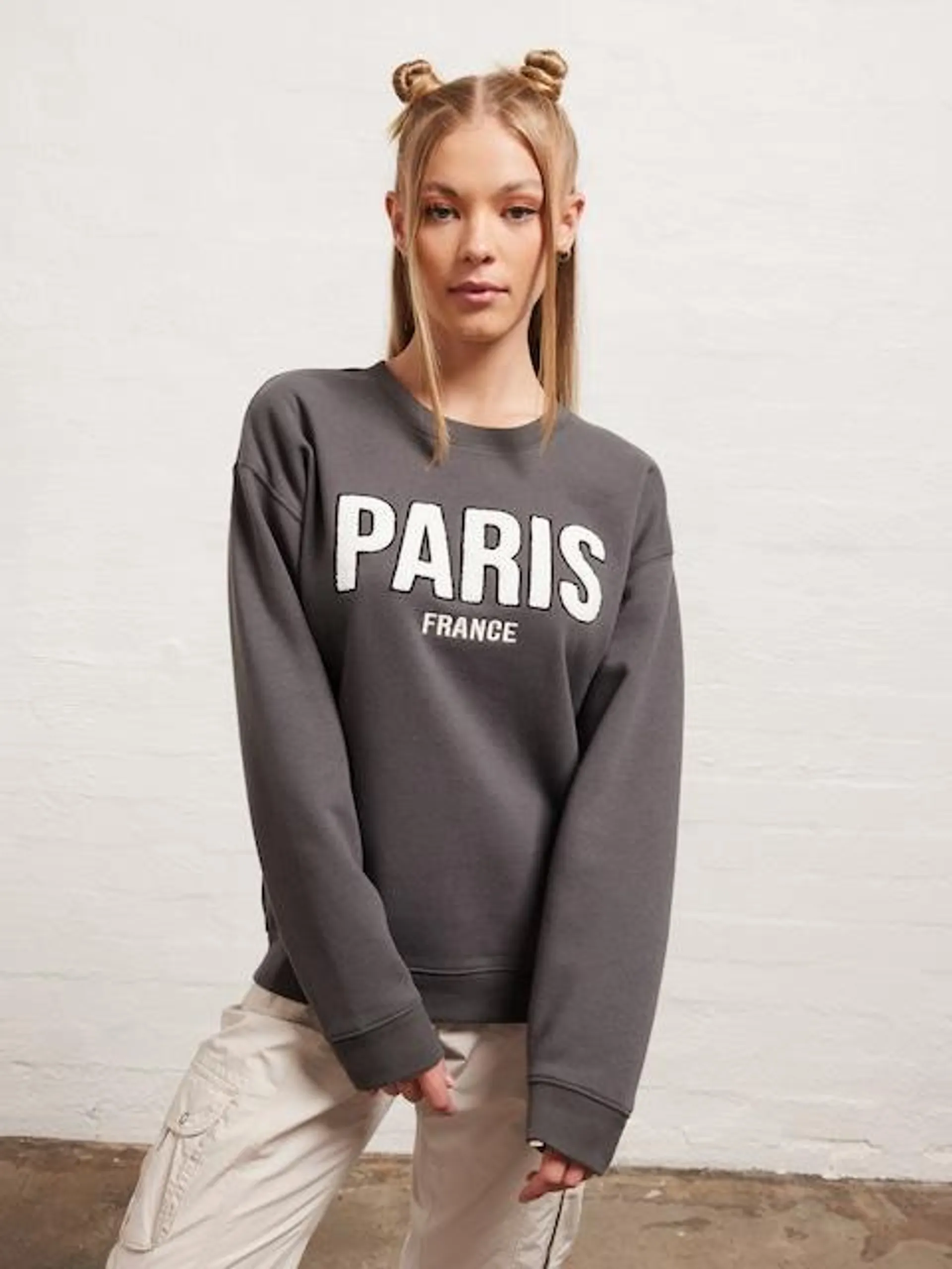 Paris Crew Sweat