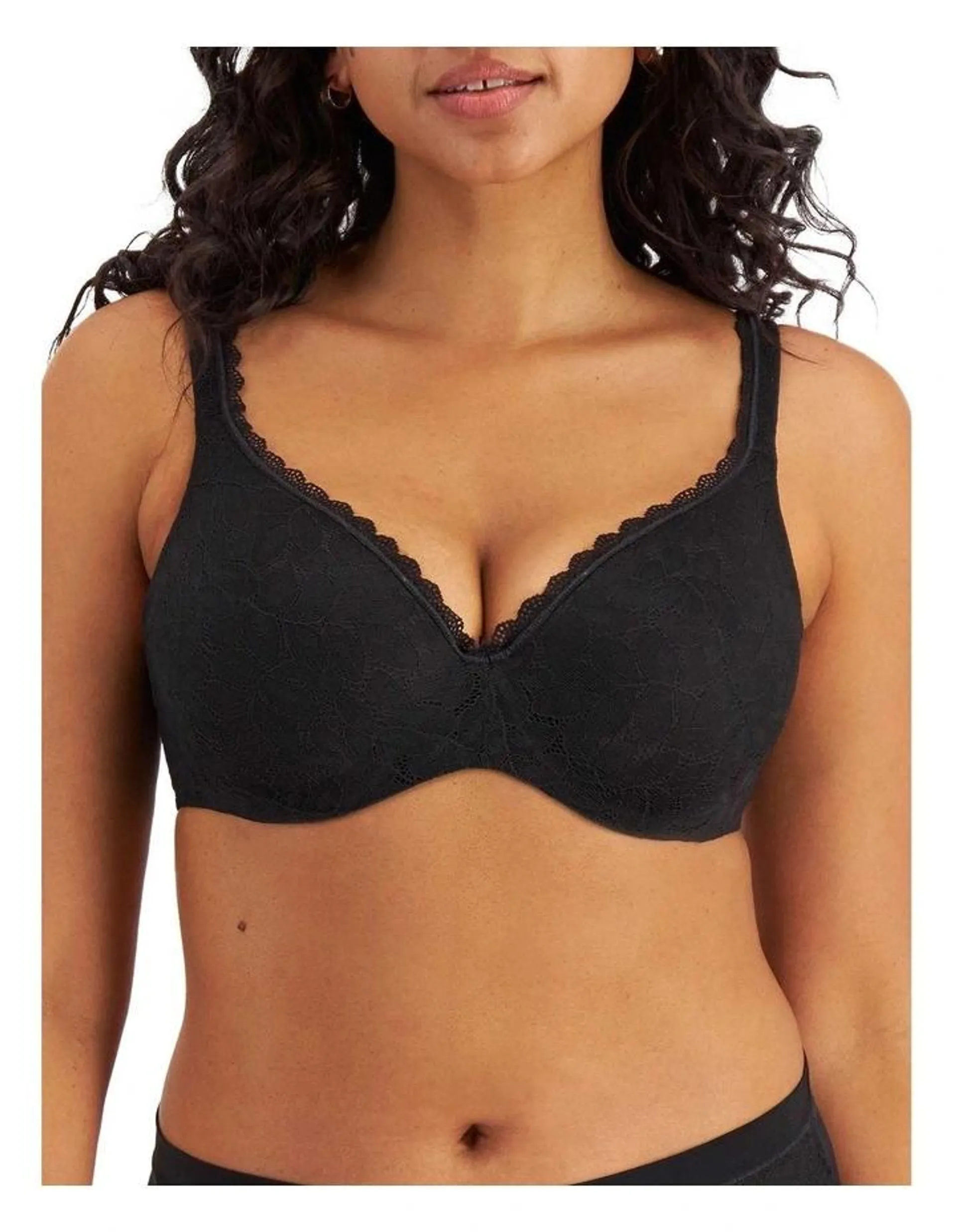 There Lace Contour Bra in Black