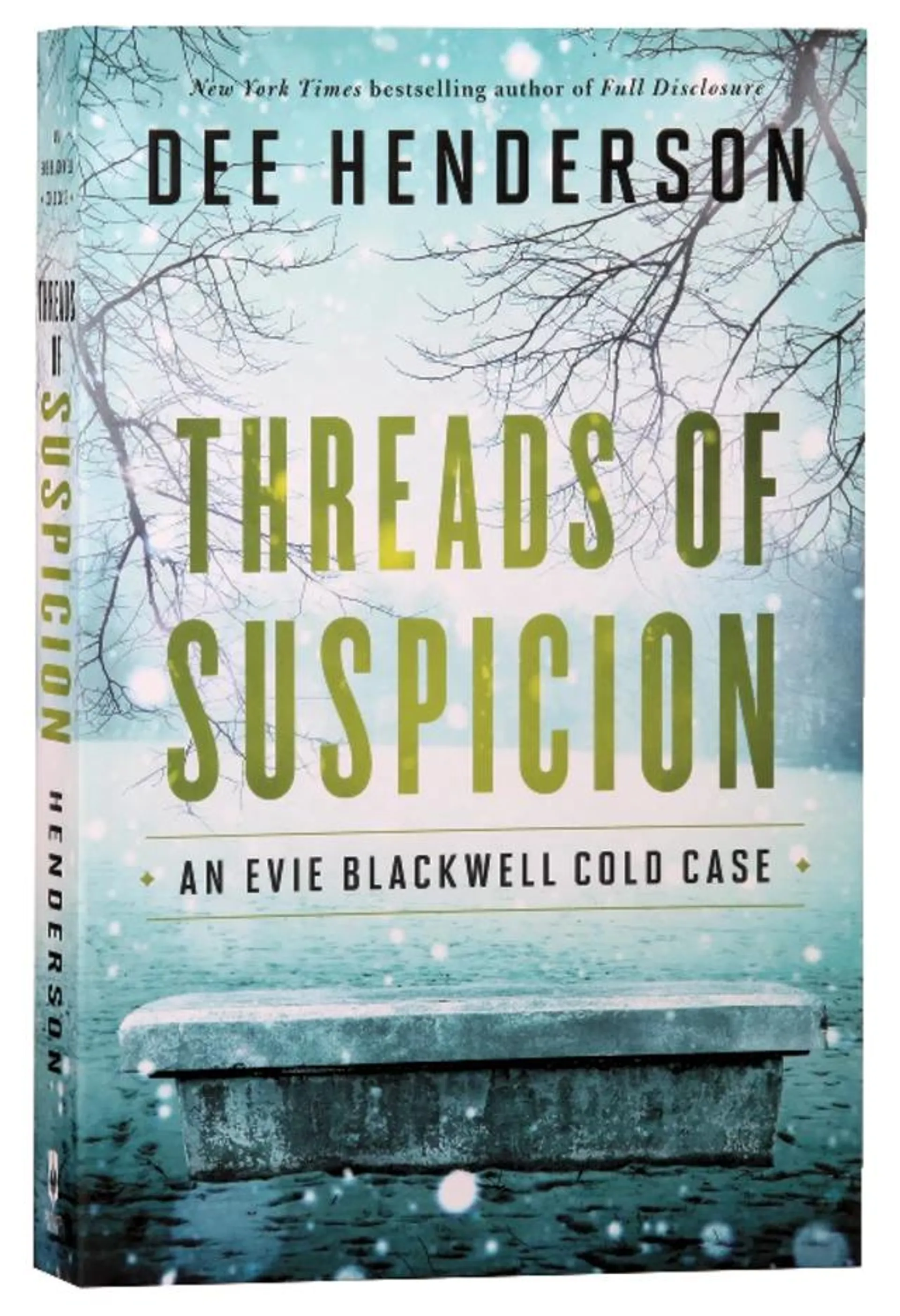 Threads of Suspicion (#02 in Evie Blackwell Cold Case Series)