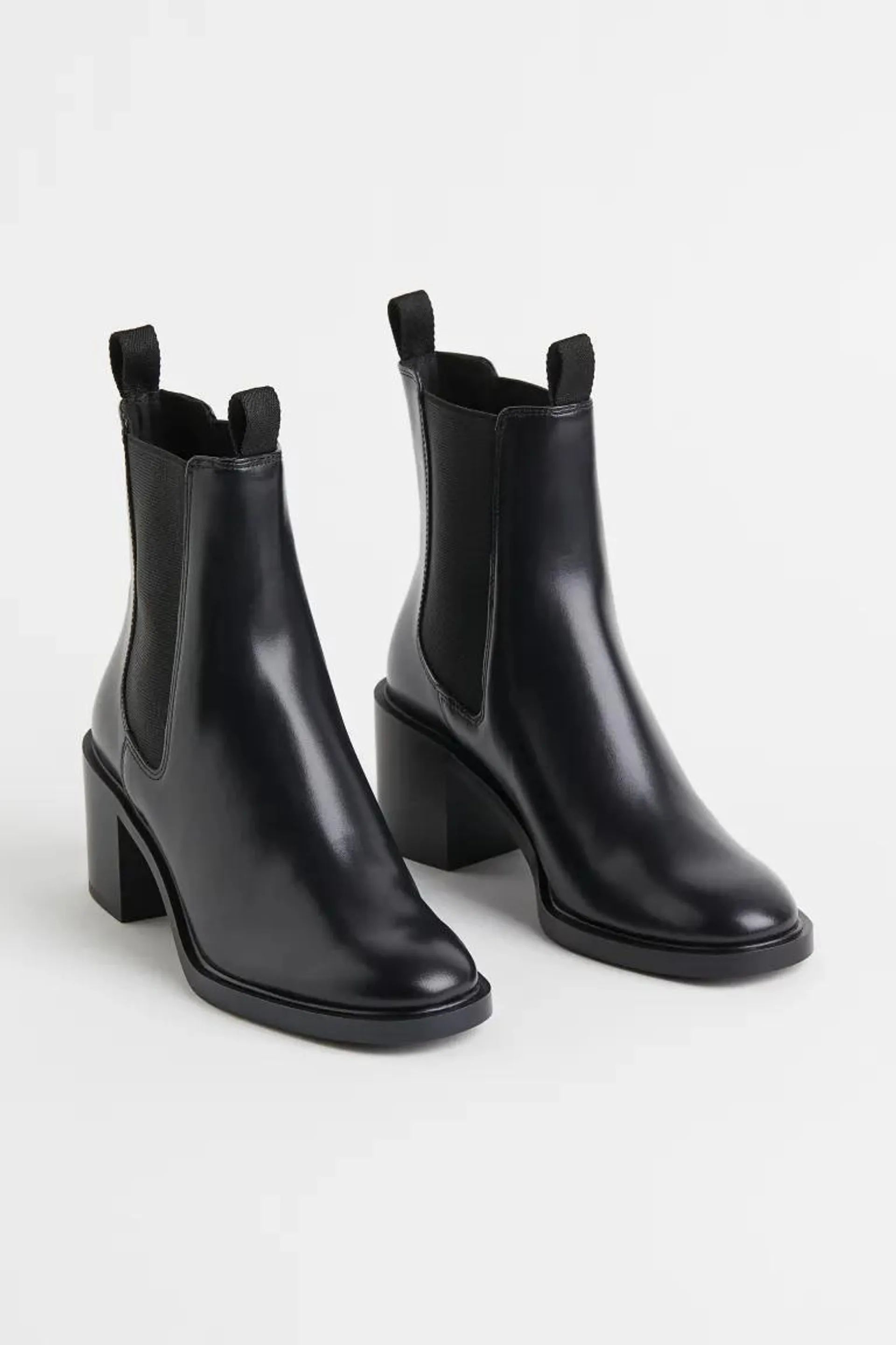 Heeled Chelsea Boots