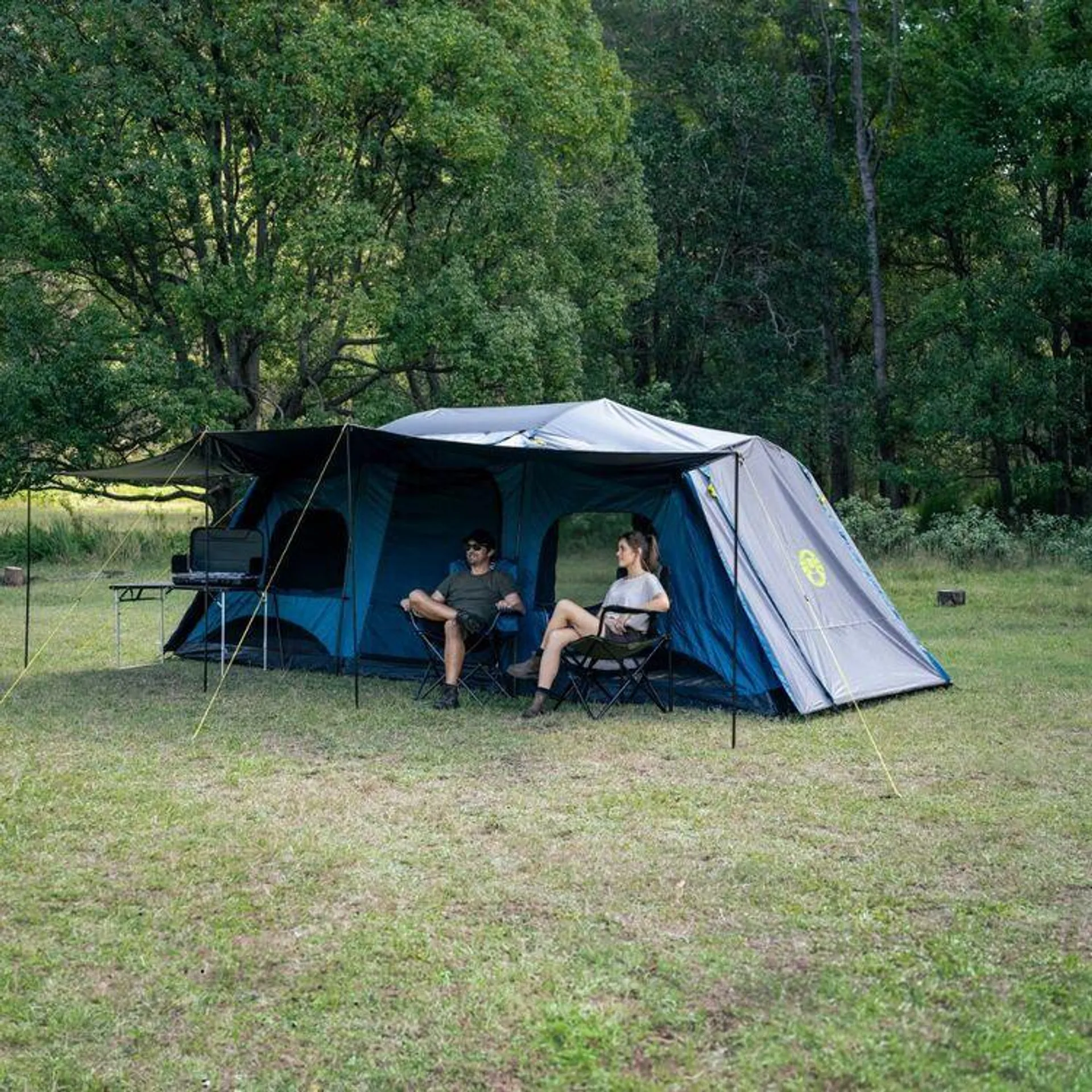 Coleman Instant Up Darkroom Technology 10 Person Tent