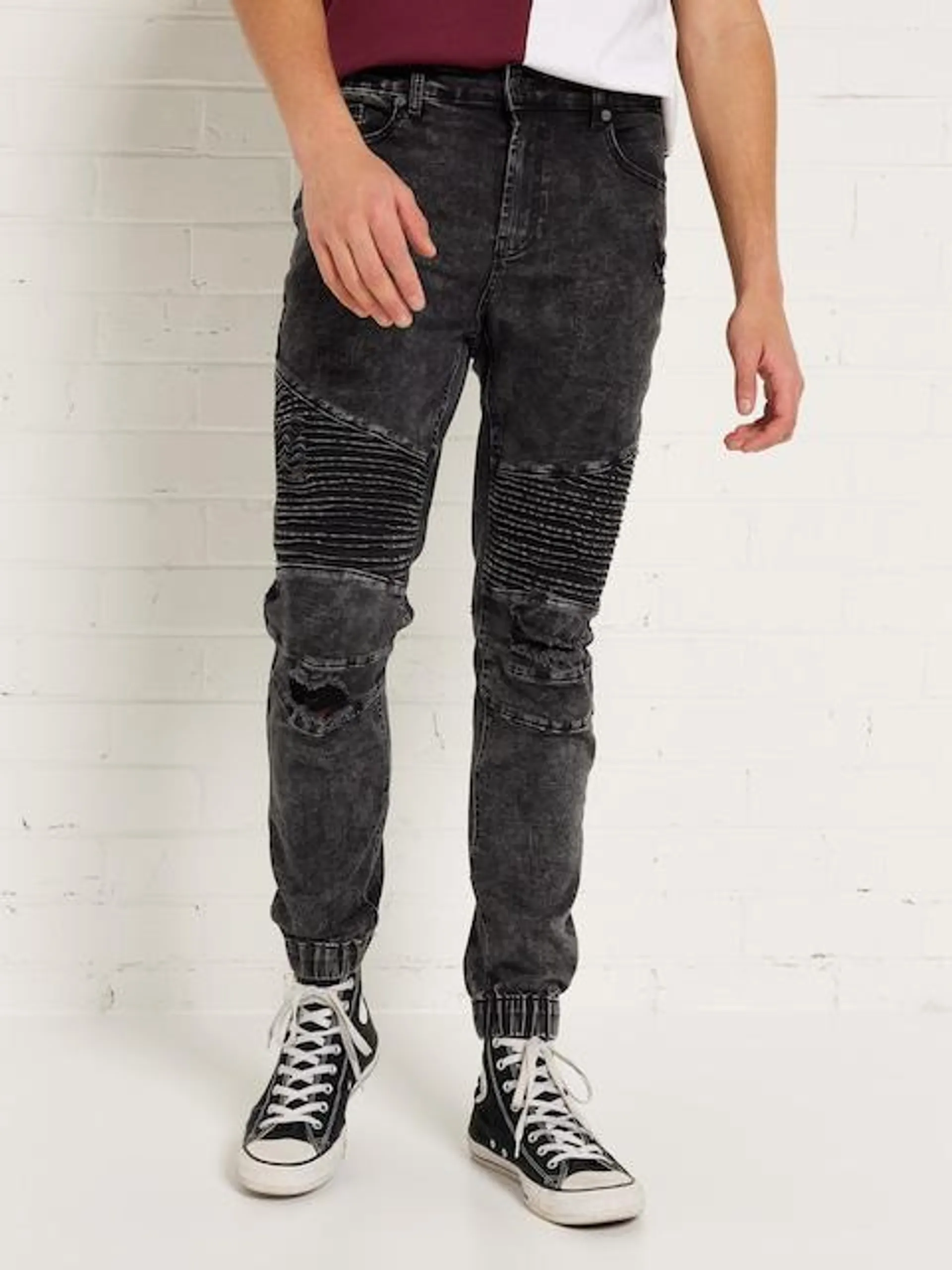 Jake-5 Pintuck Jogger