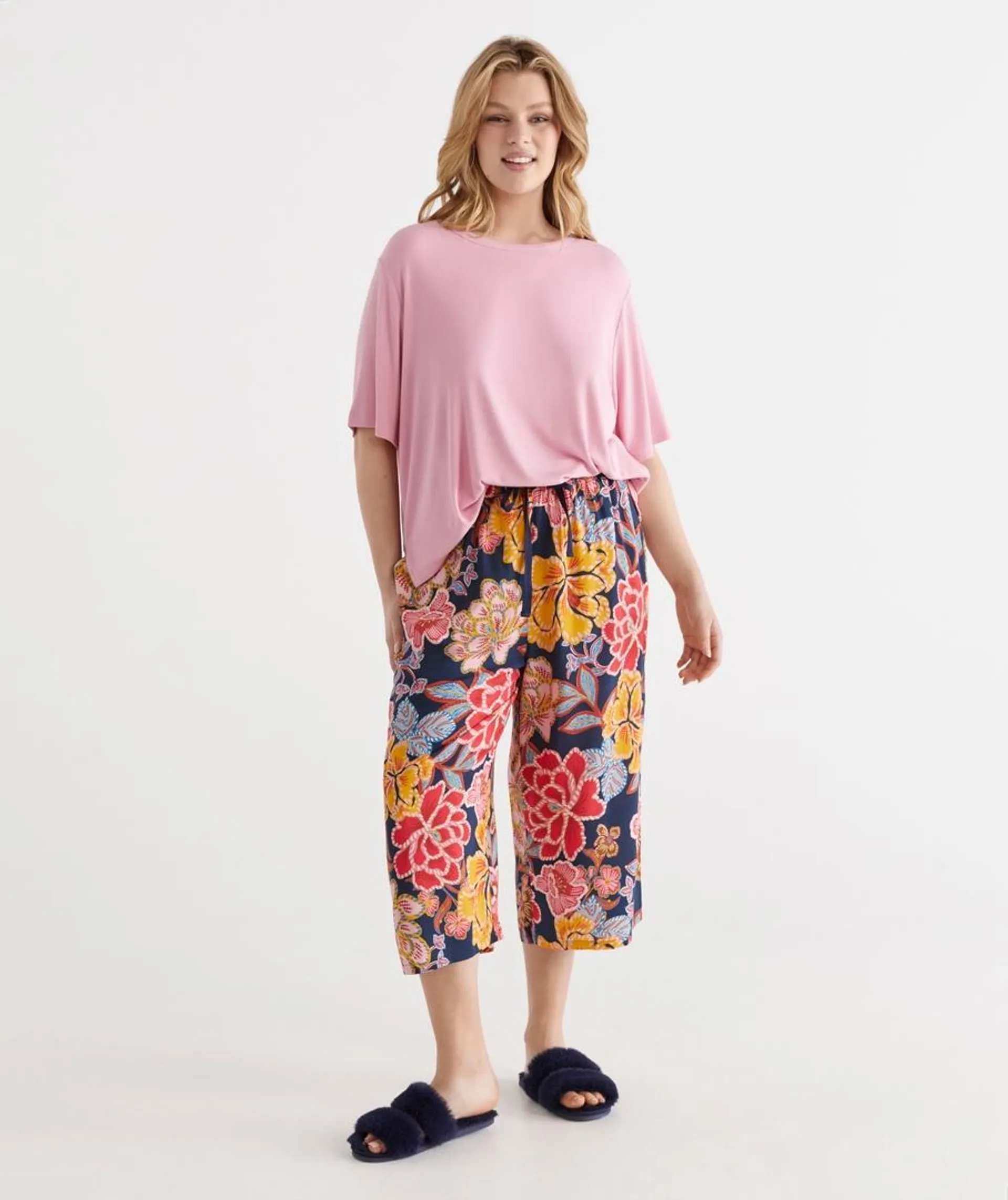 Textured Floral Pant