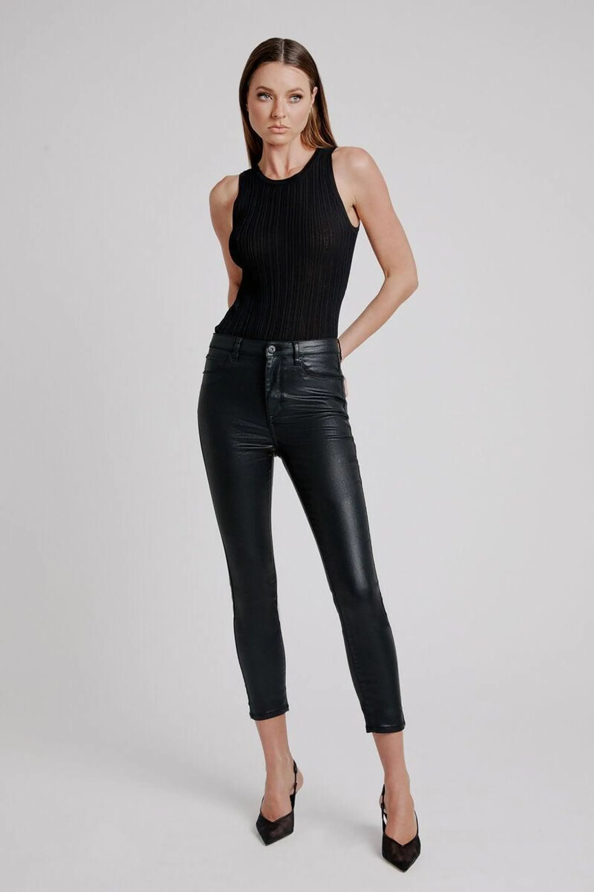 khloe crop coated jeans in black