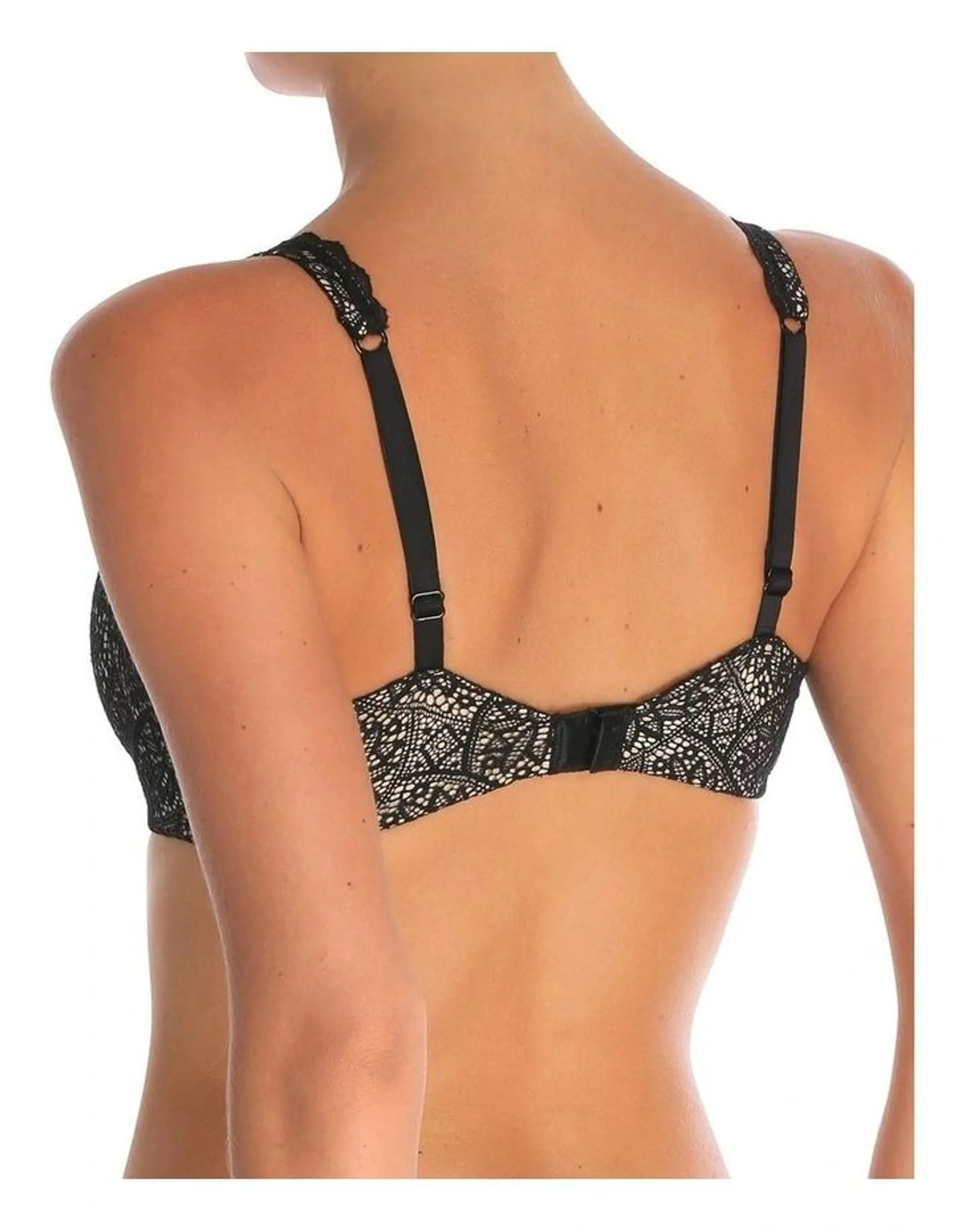 Barely There T-shirt Bra in Black