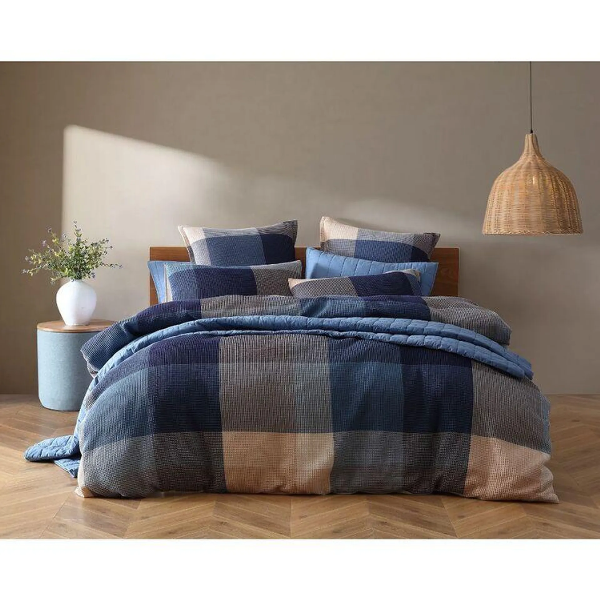 Platinum Sadie Quilt Cover Set Navy