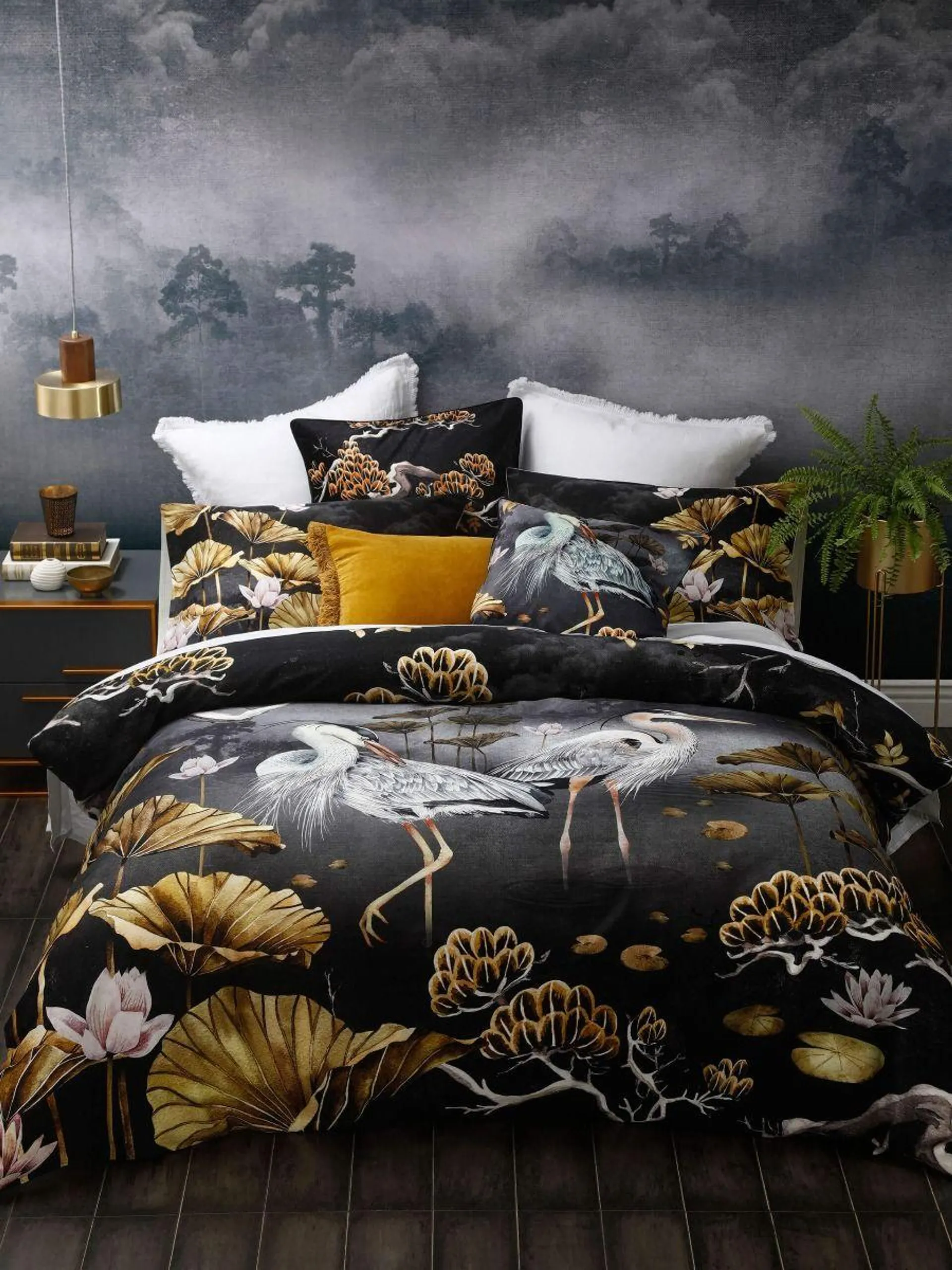 Orient Midnight Quilt Cover Set