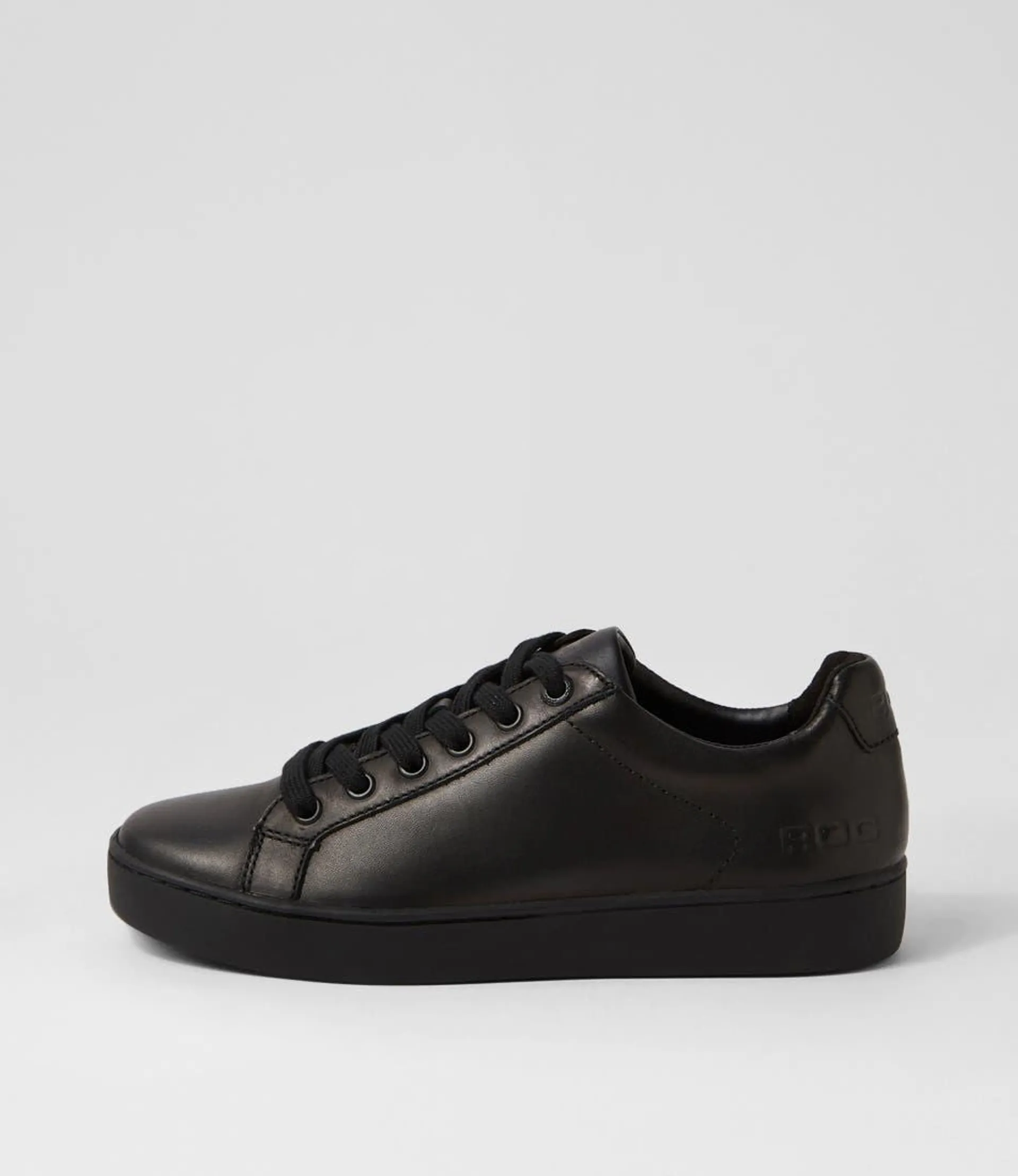 coupe black leather sneakers