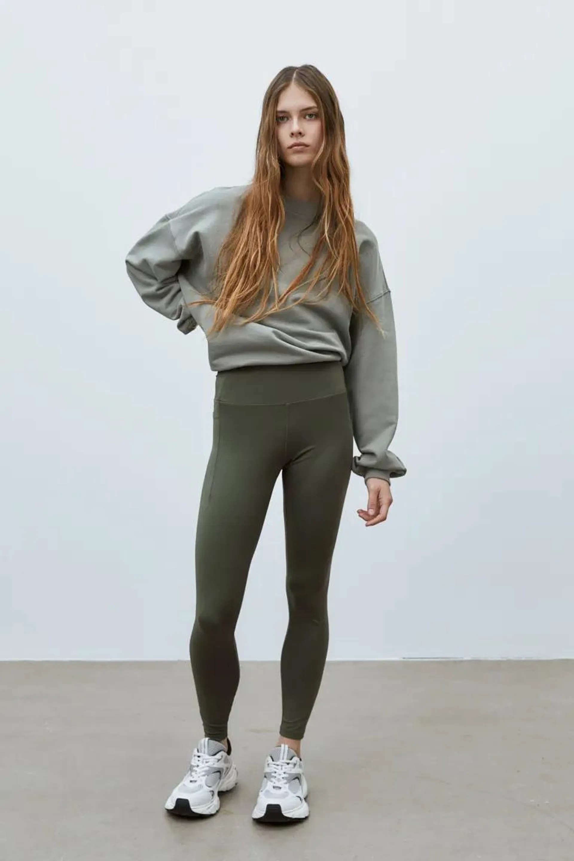 SoftMove™ Pocket Detail Activewear Leggings